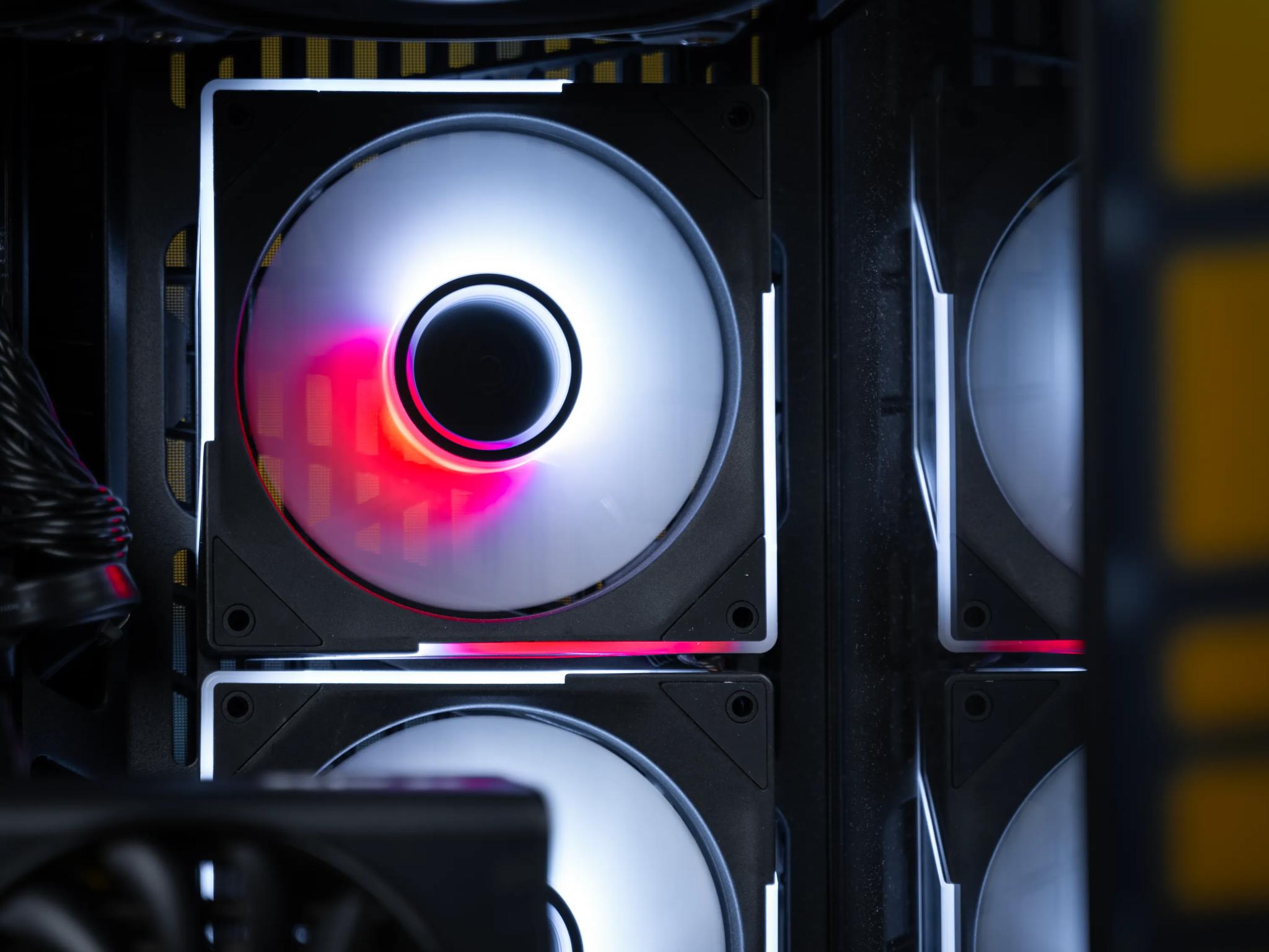 “Corpographa” RX 7700 XT Ryzen 7 32GB Windows 11 Pro 2TB Gaming PC Powerstation