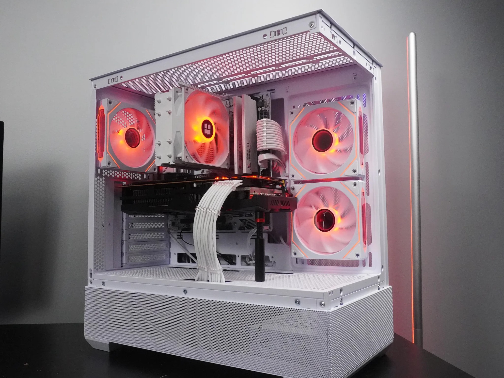 🤍AESTHETIC🤍 1440p/1080p PRICE to PERFORMANCE 💪🧡RX 5700XT 🧡Ryzen 5 5600 | 1TB NVME | 32GB | WIFI
