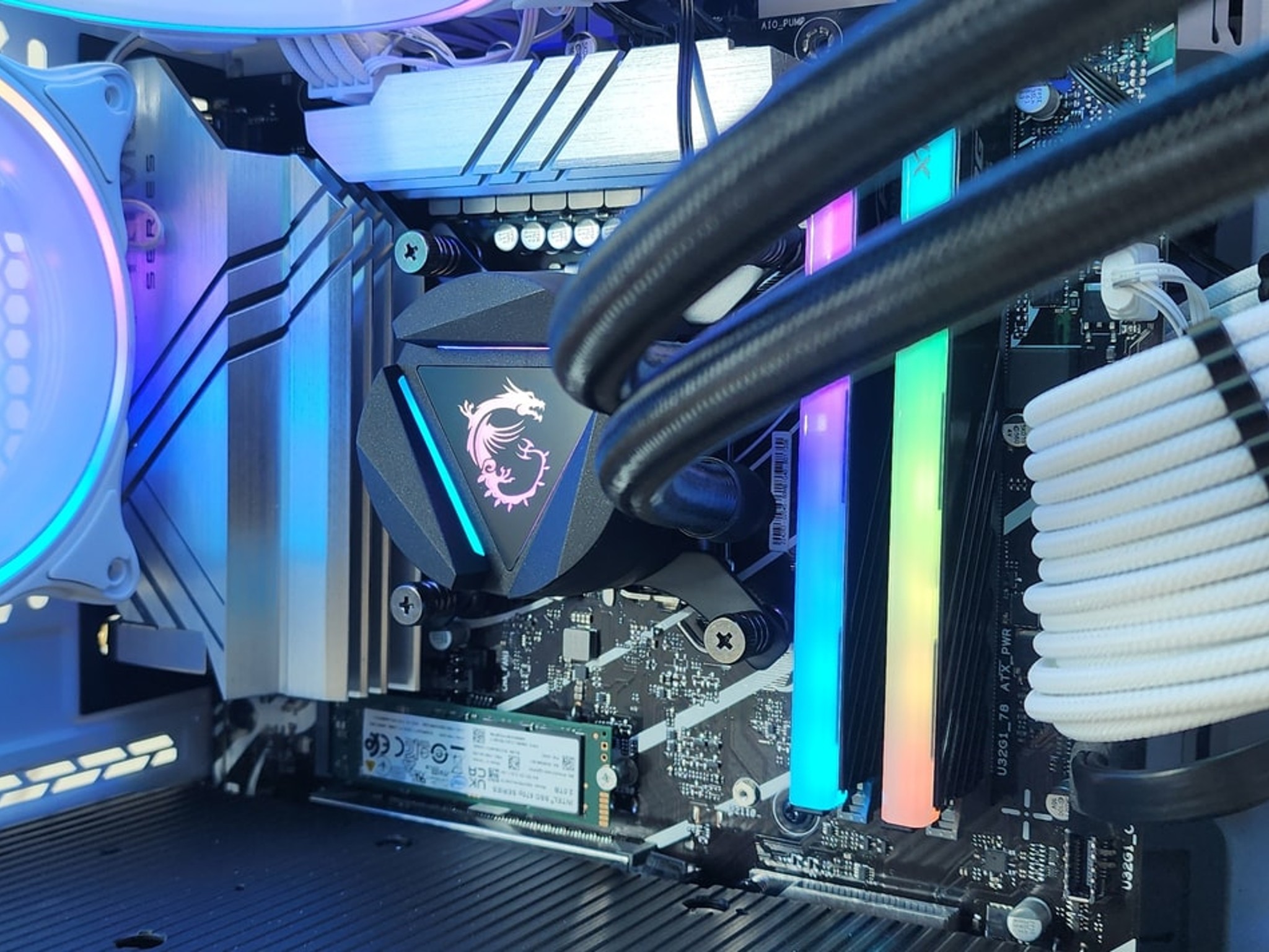 Gaming PC i9-14900K 32GB RAM 2TB SSD RX 7900 XTX 24GB Win11 Computer