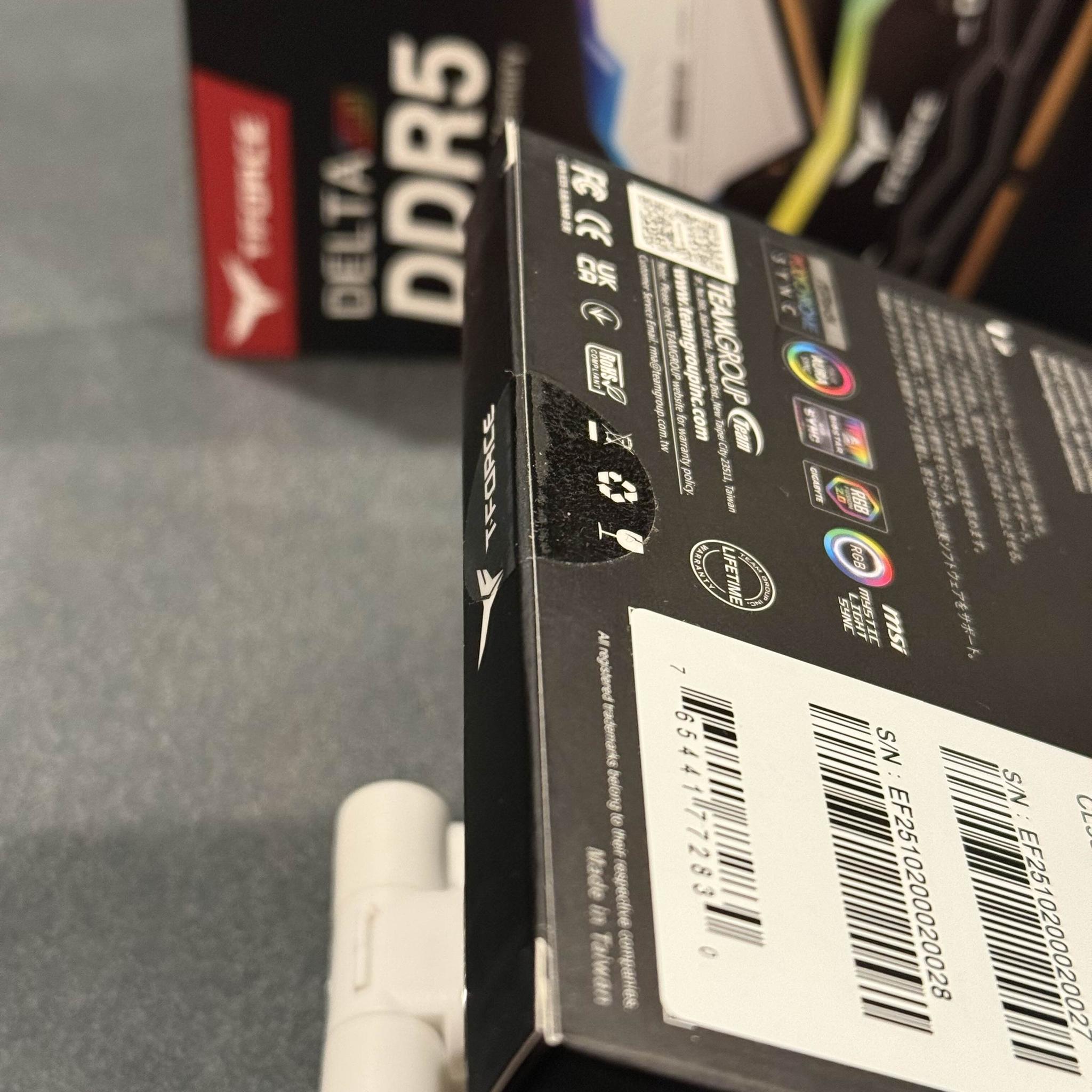 New WHITE T-FORCE RGB DDR5 16GB (2x8GB) 6000MHz - Sealed