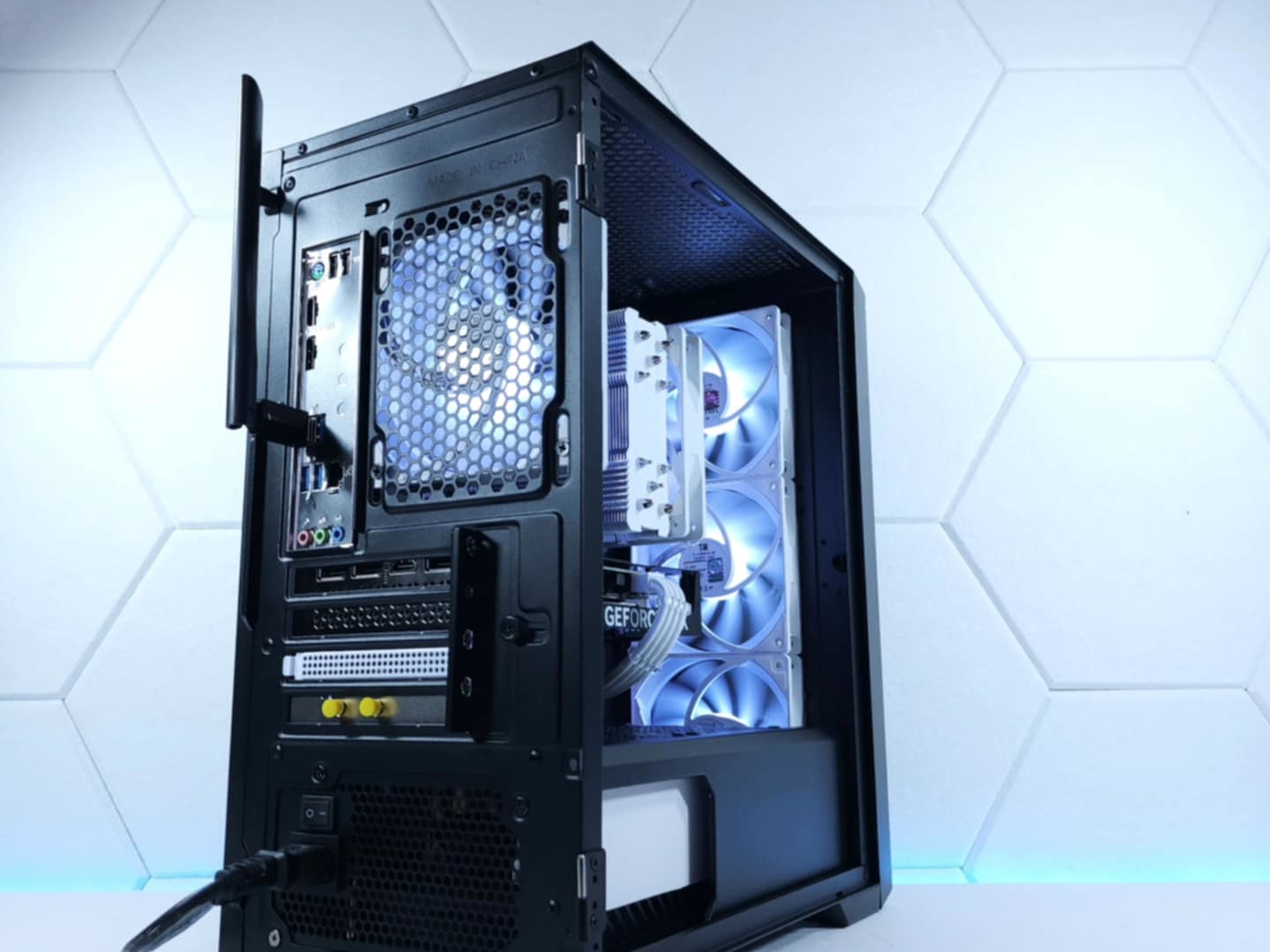 🤍RTX 4060●Core i5 12500T●1TB NVMe●16GB 3200MHz DDR4●1080p Gaming Computer