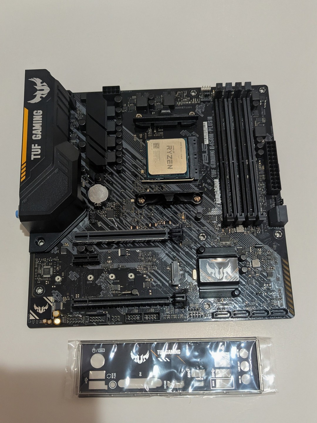 AMD Ryzen 7 1700X TUF GAMING B450M-PLUS II | Jawa