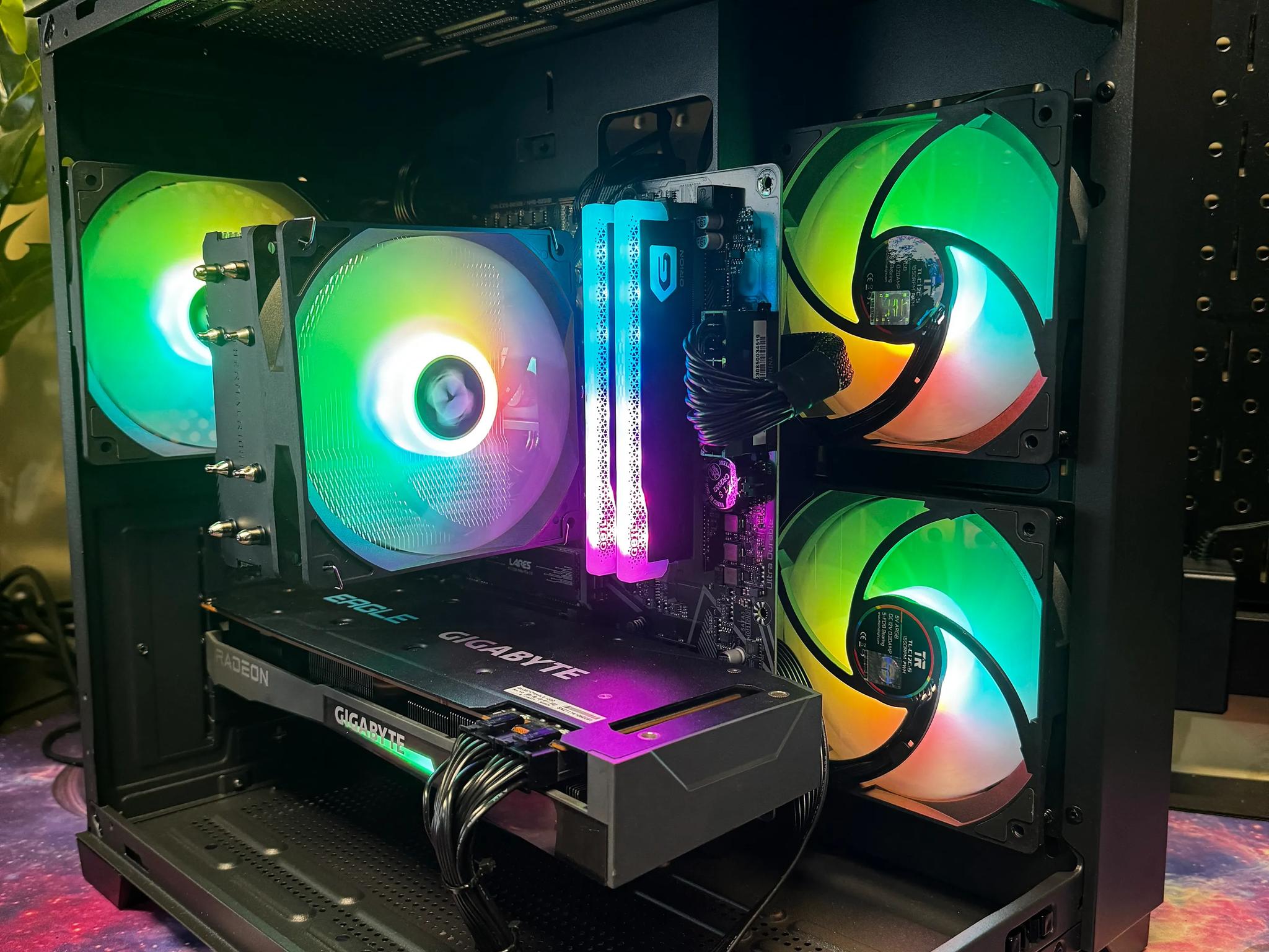 [Romulus] || Ryzen 5 5600 + RX 6700 XT 12G w/ 16GB DDR4 & 1TB M.2 NVMe SSD
