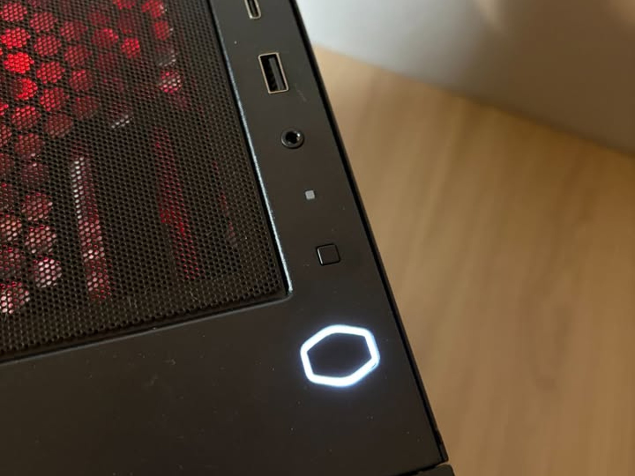 RX 6600 + Ryzen 5 3600 Custom Gaming PC