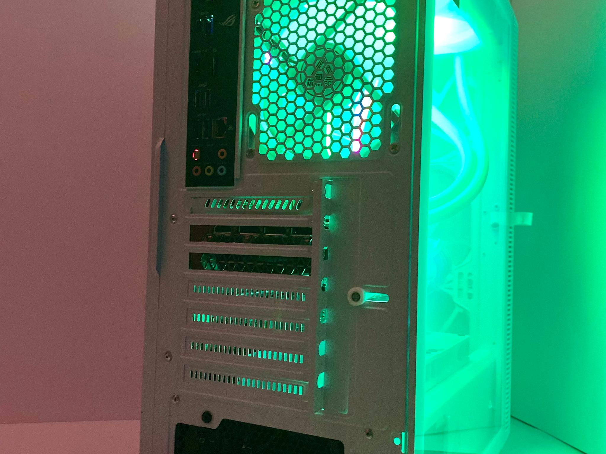 (Liquid Cooled) White⚪️Gaming PC| RTX 3060TI | Ryzen 5@4GHz| 16GB DDR4 RAM| 1TB NVMe SSD| Windows 11