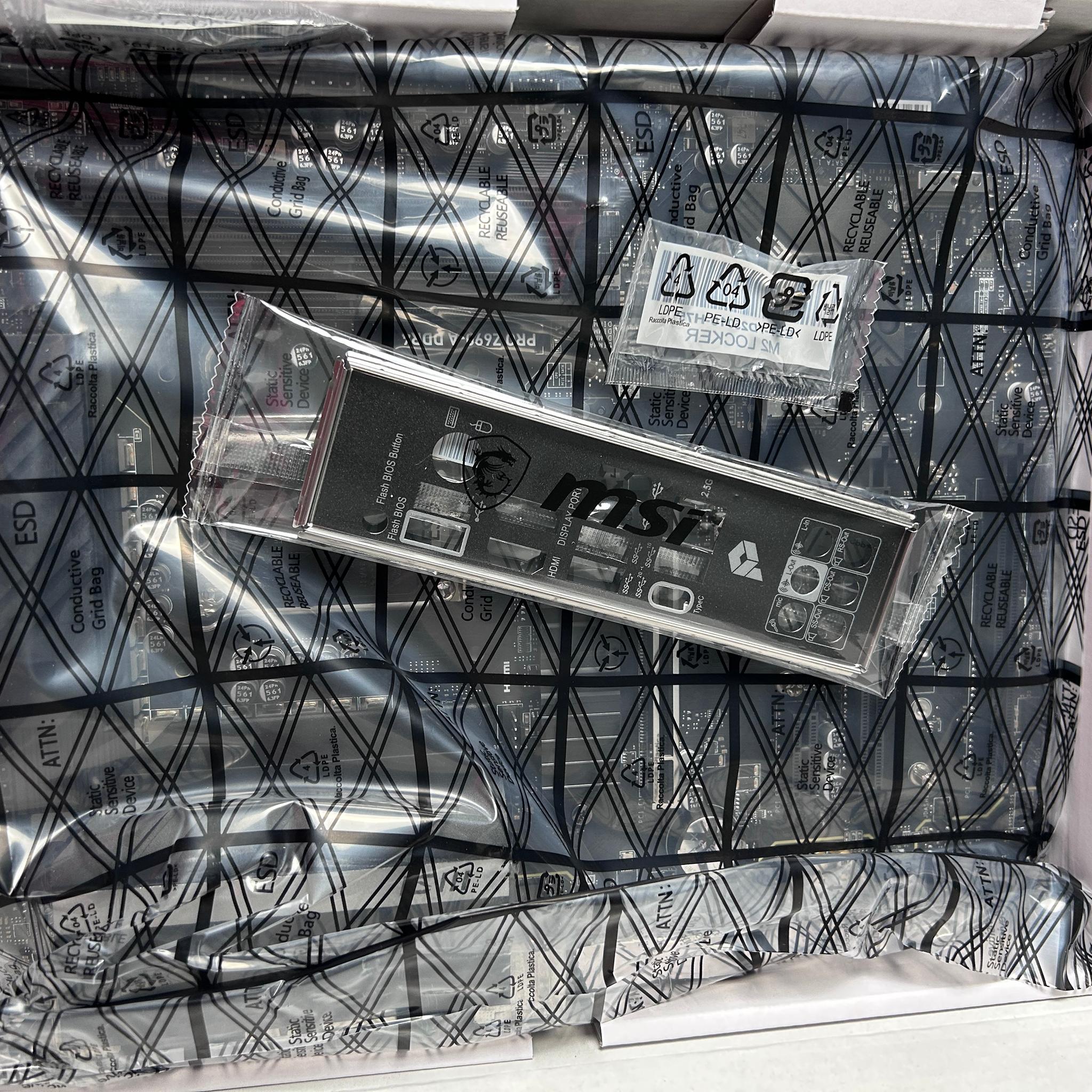 [Opex Box] MSI PRO Z690-A DDR4 ProSeries Motherboard