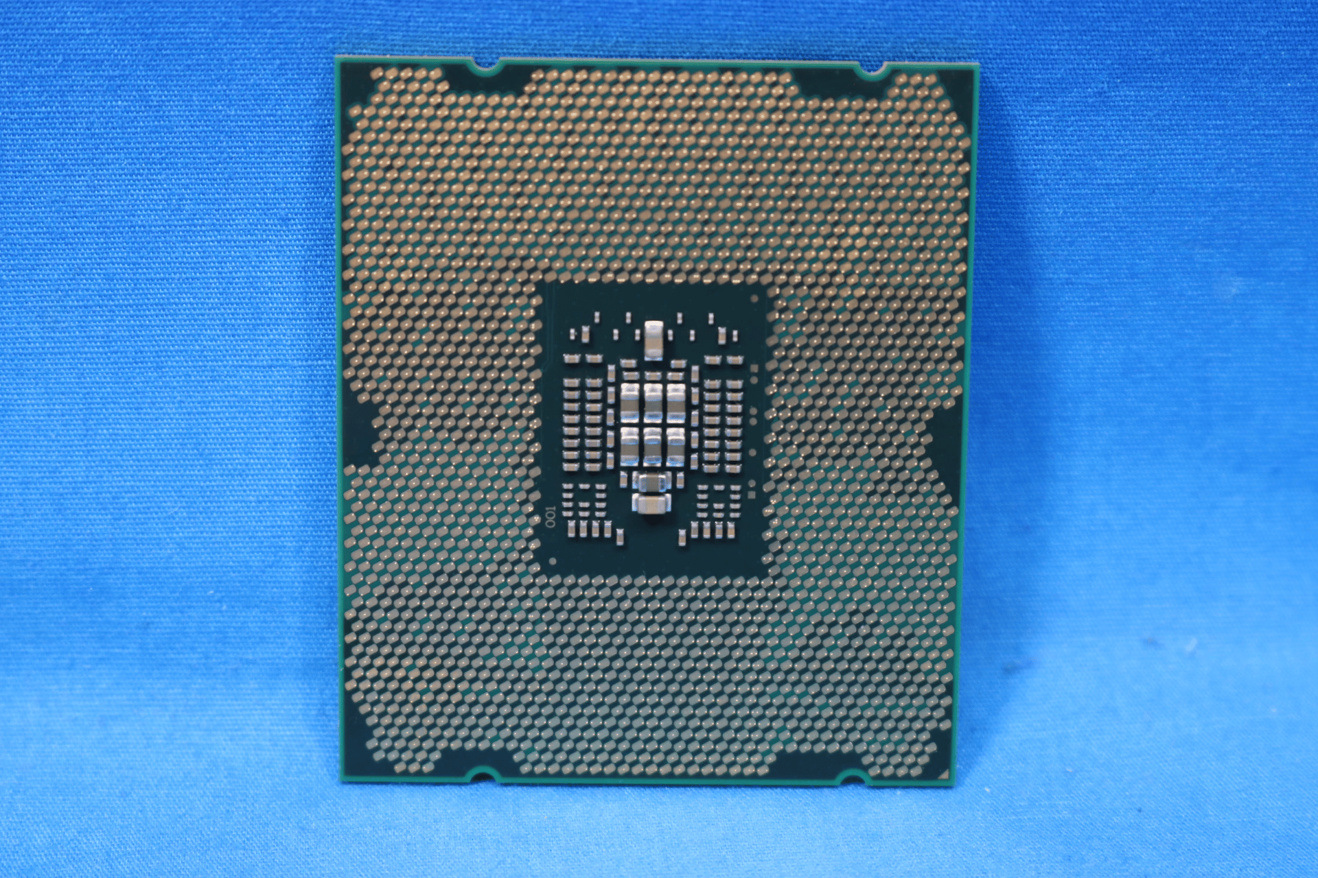 Intel Core i7-3820 3.60GHz Socket LGA2011 4-Core 8-Thread 10MB Desktop CPU SR0LD