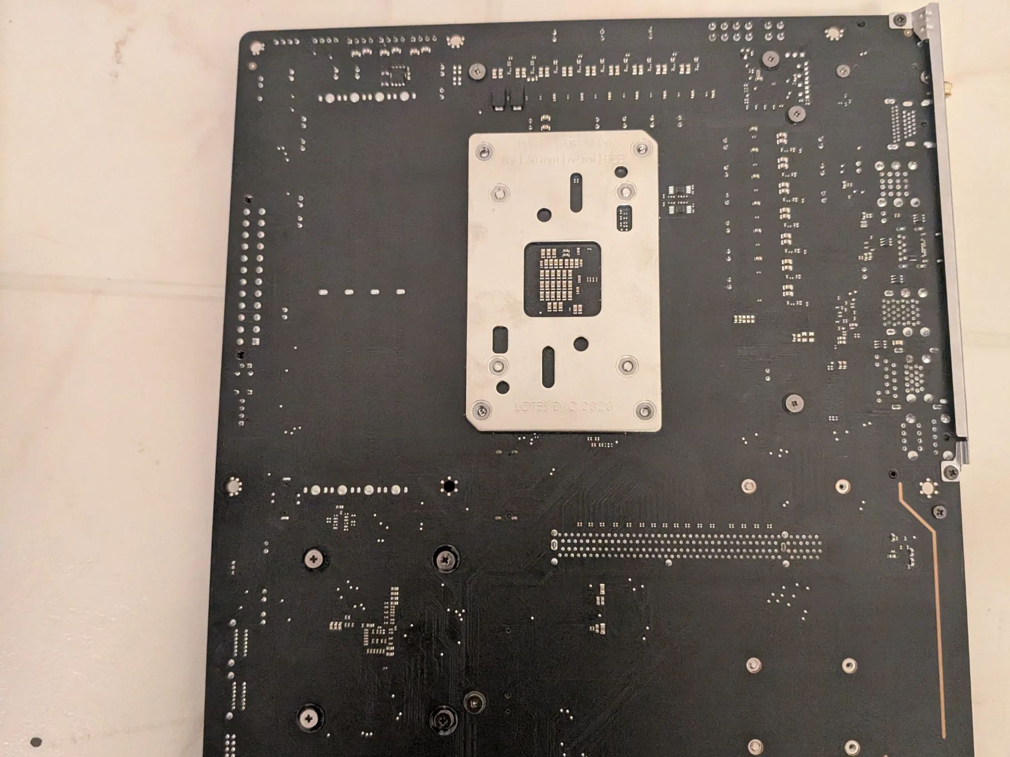 GIGABYTE B650 AORUS ELITE AX ATX AM5 (DDR5, PCIe 5.0)