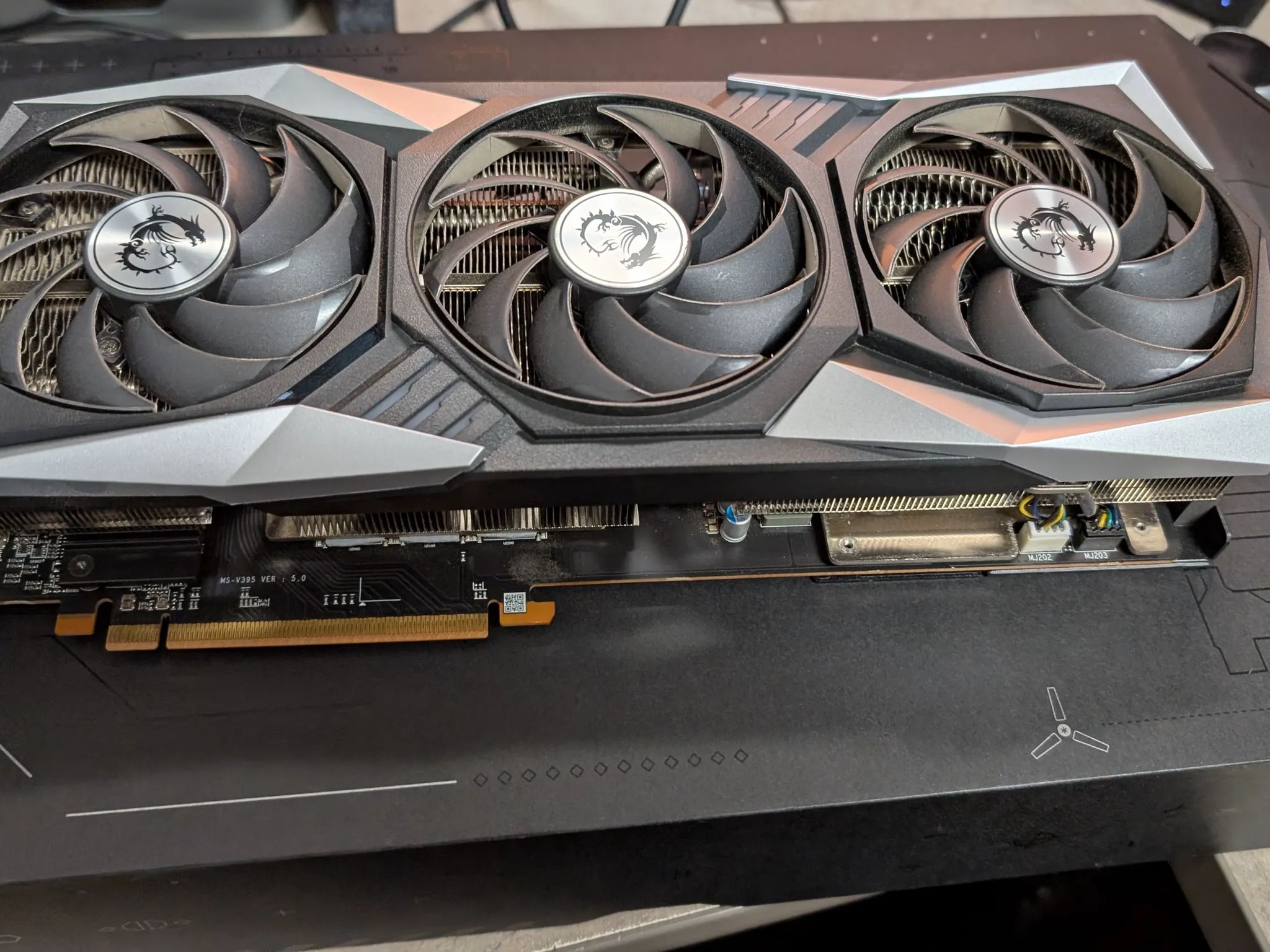 MSI RX 6950 XT Gaming X TRIO 16G