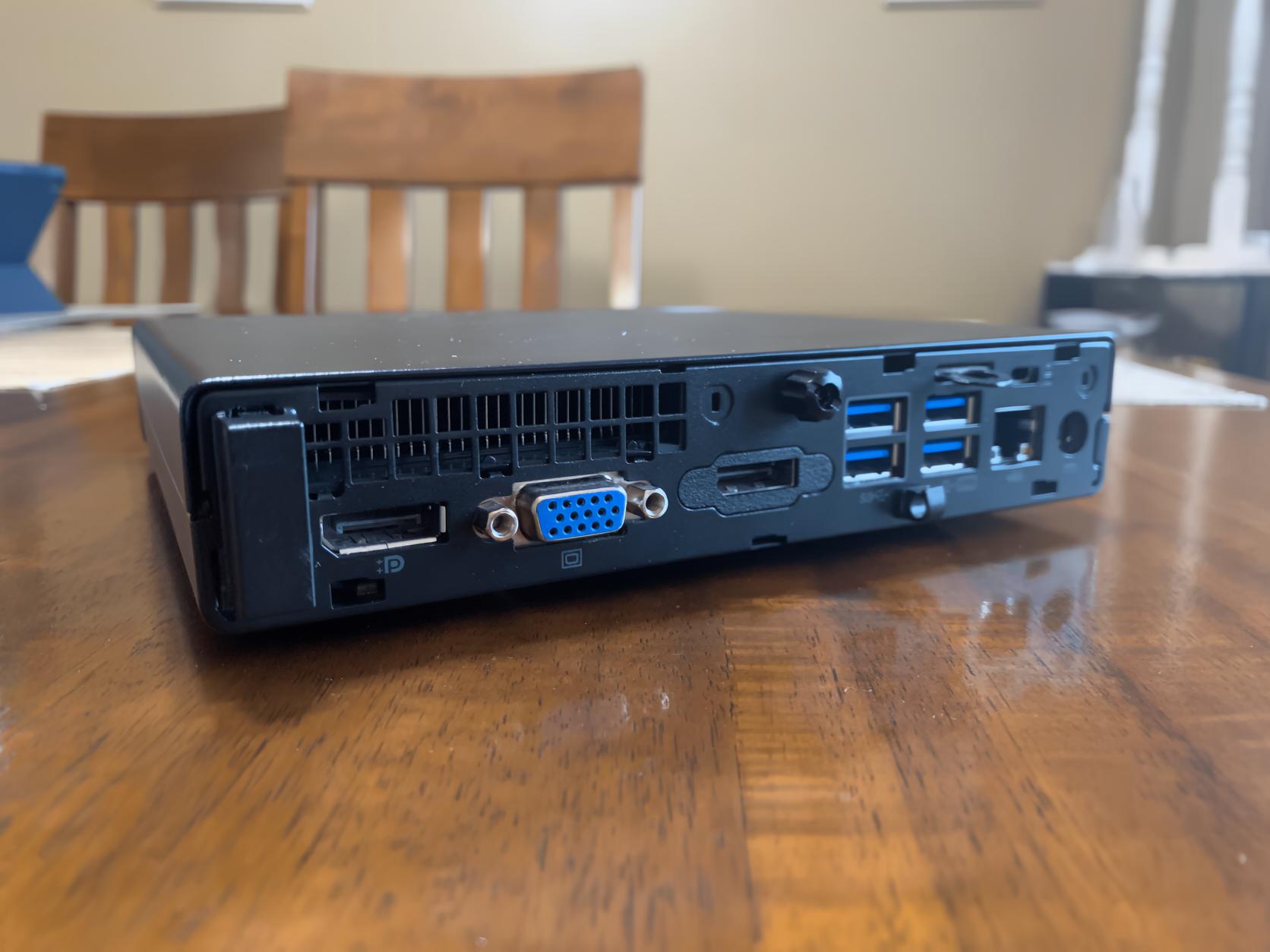 SFF HP EliteDesk 800G2 i7-6700T | Home/Office/Media server pc *Banana for scale*