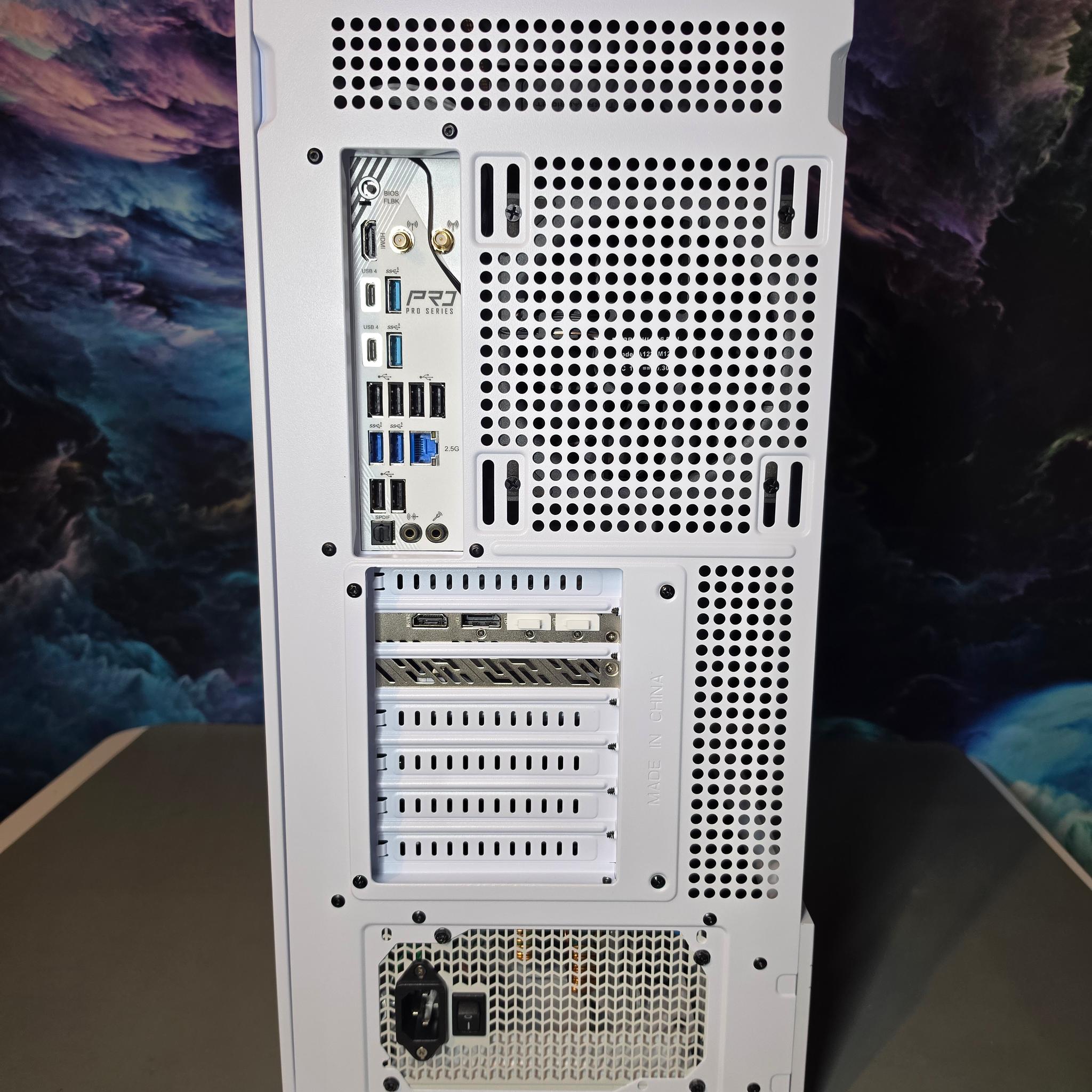 Asrock RX 9070 XT 16gb + Ryzen 9800x3d PC Build #81