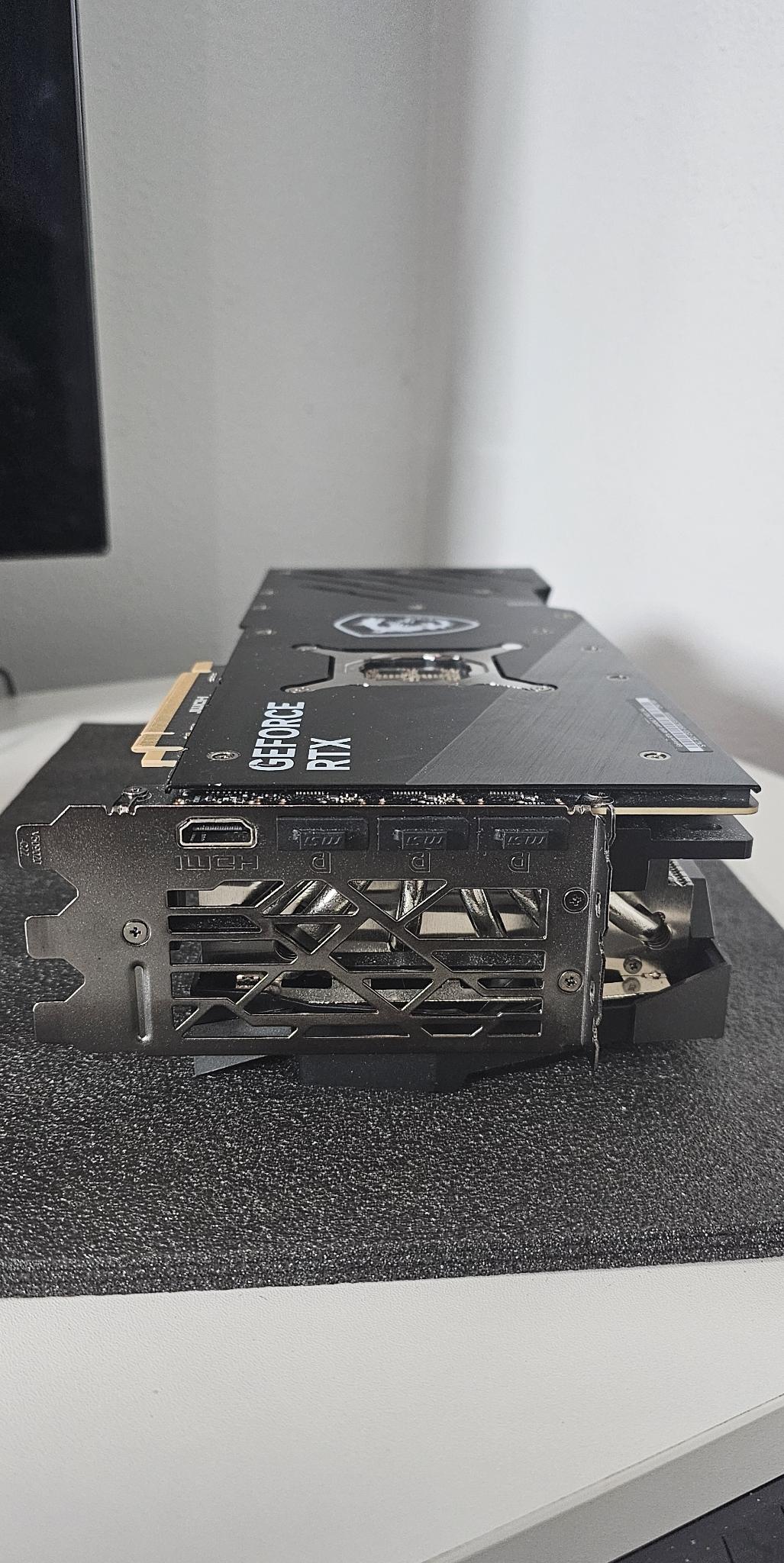 RTX 4090 Gaming X Trio