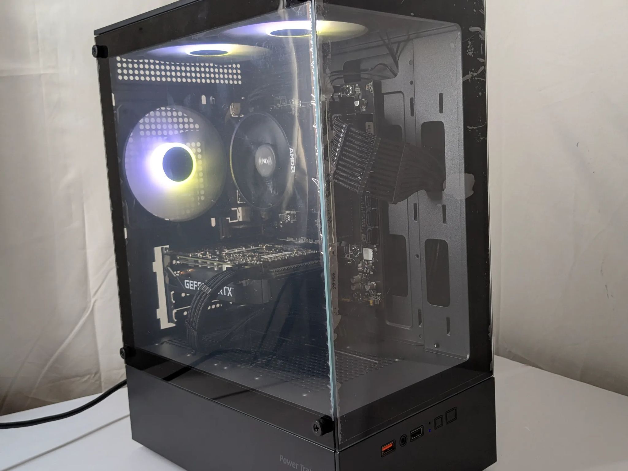 All Black Gaming PC – Ryzen 5 + RTX 2060 – 16GB RAM – 500GB NVMe