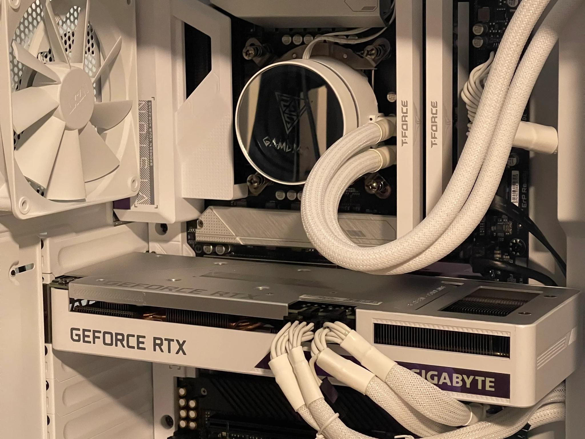 Cosmic Commander | i5-11600k, 32GB, 2.5TB, 3060 Ti