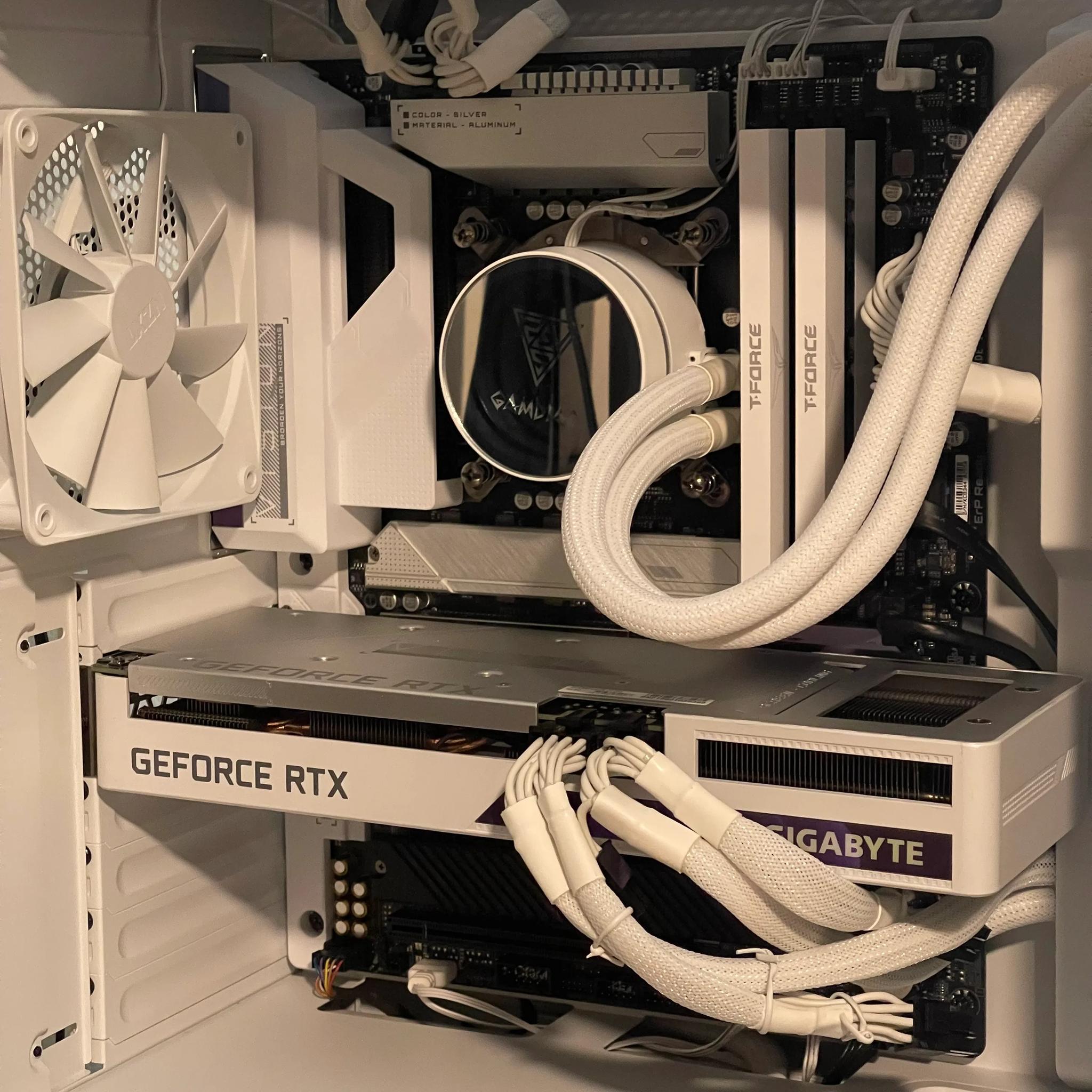 Cosmic Commander | i5-11600k, 32GB, 2.5TB, 3060 Ti