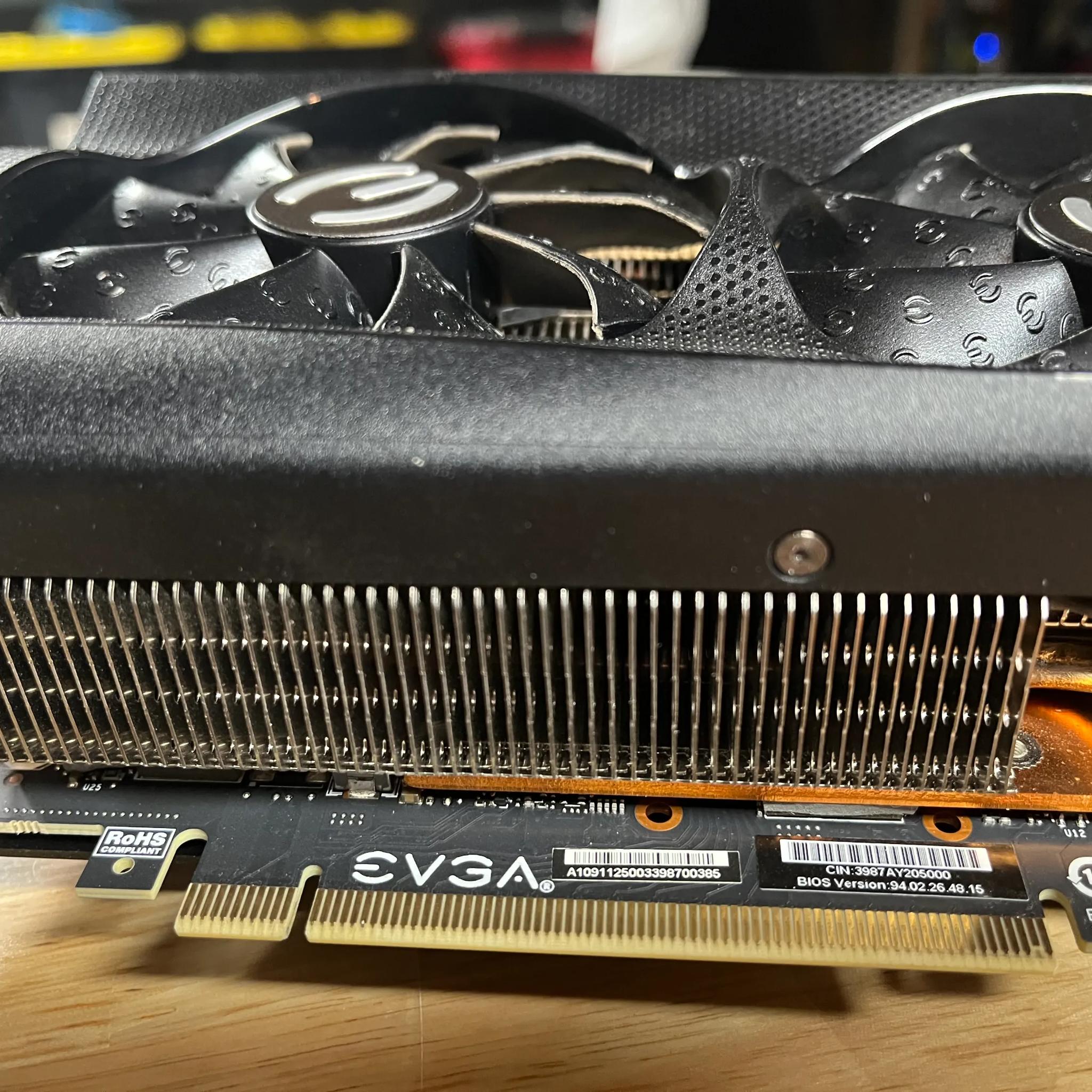 EVGA 3090 FTW with anti-sag bracket and right-angled PCIe power adaptors