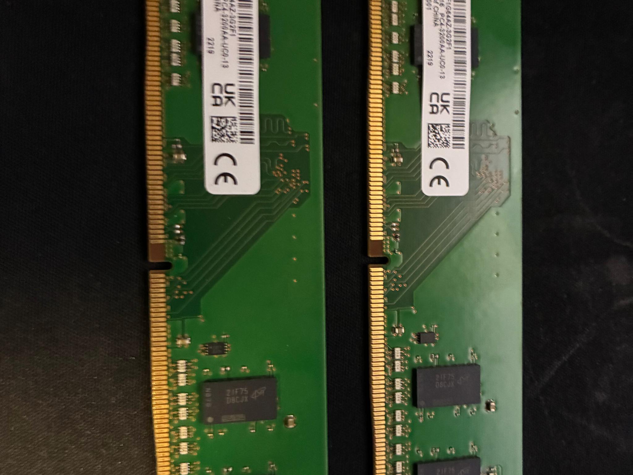2x8 DDR4 RAM 2400 M/T