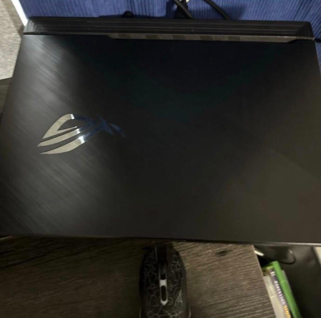 ASUS ROG Strix G Laptop | Intel i5 9th Gen | GTX 1660Ti | 16GB RAM | 1TB 120hz
