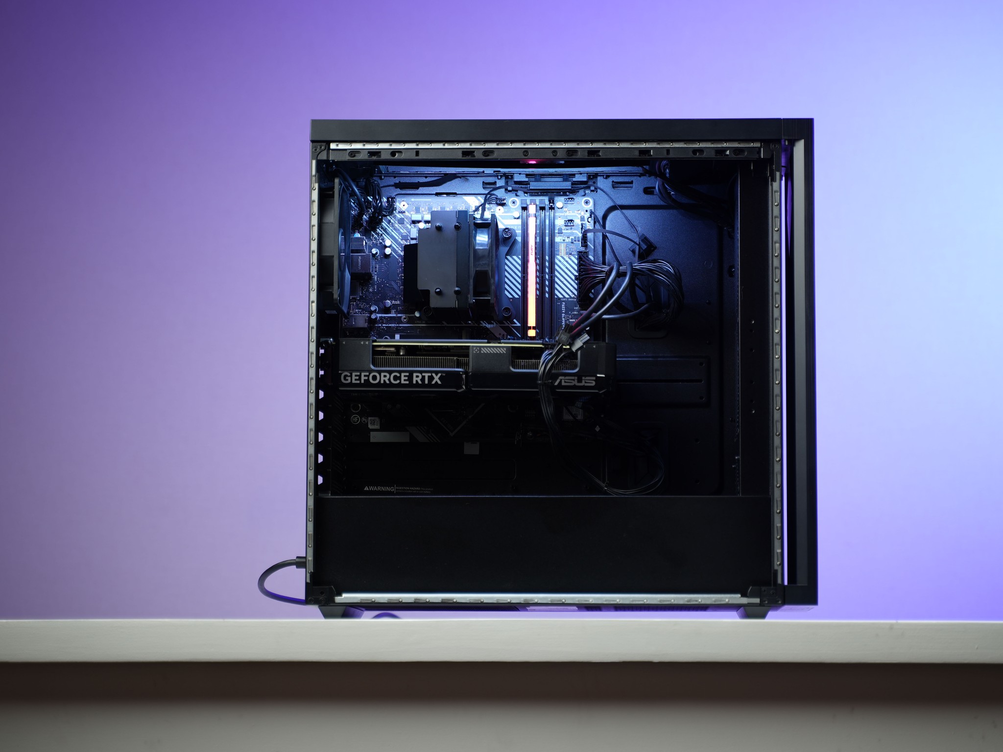 “OMENFORM 4” RTX 4070 Ryzen 5 7600 8GB 1.5TB Windows 11 Workstation Gaming PC Powerhouse