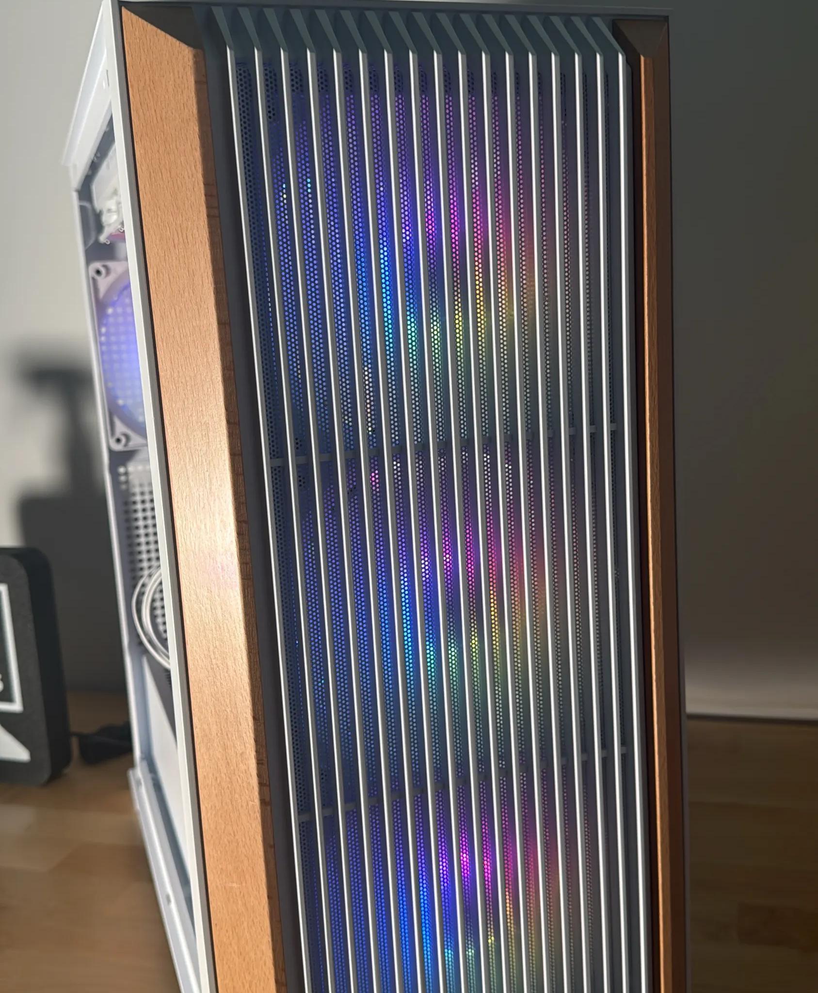 RTX 5090 Workstation/Gaming PC Ryzen 9950x3D 96GB DDR5 4TB NVME