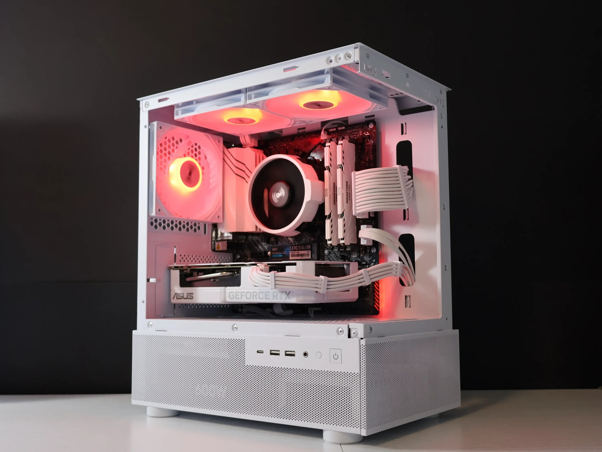 🧊FROSTED🧊 Gaming PC | AMD Ryzen 5 5500 | 32GB | RTX 4060 | 1TB SSD | Win11 PRO | Wi-Fi