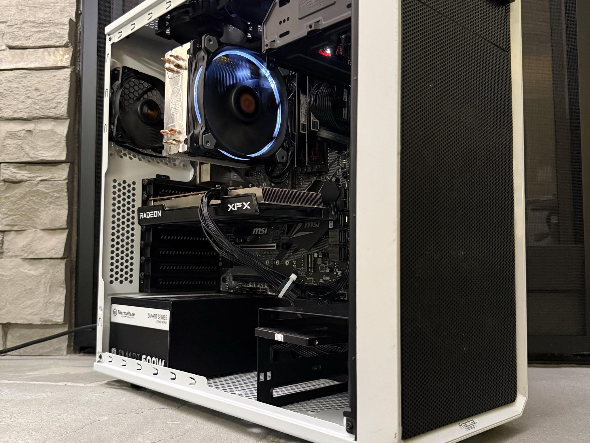 🤍 Minimalist White Gaming PC | RX 6600 + i7-8700 | 16GB RAM | 1TB SSD