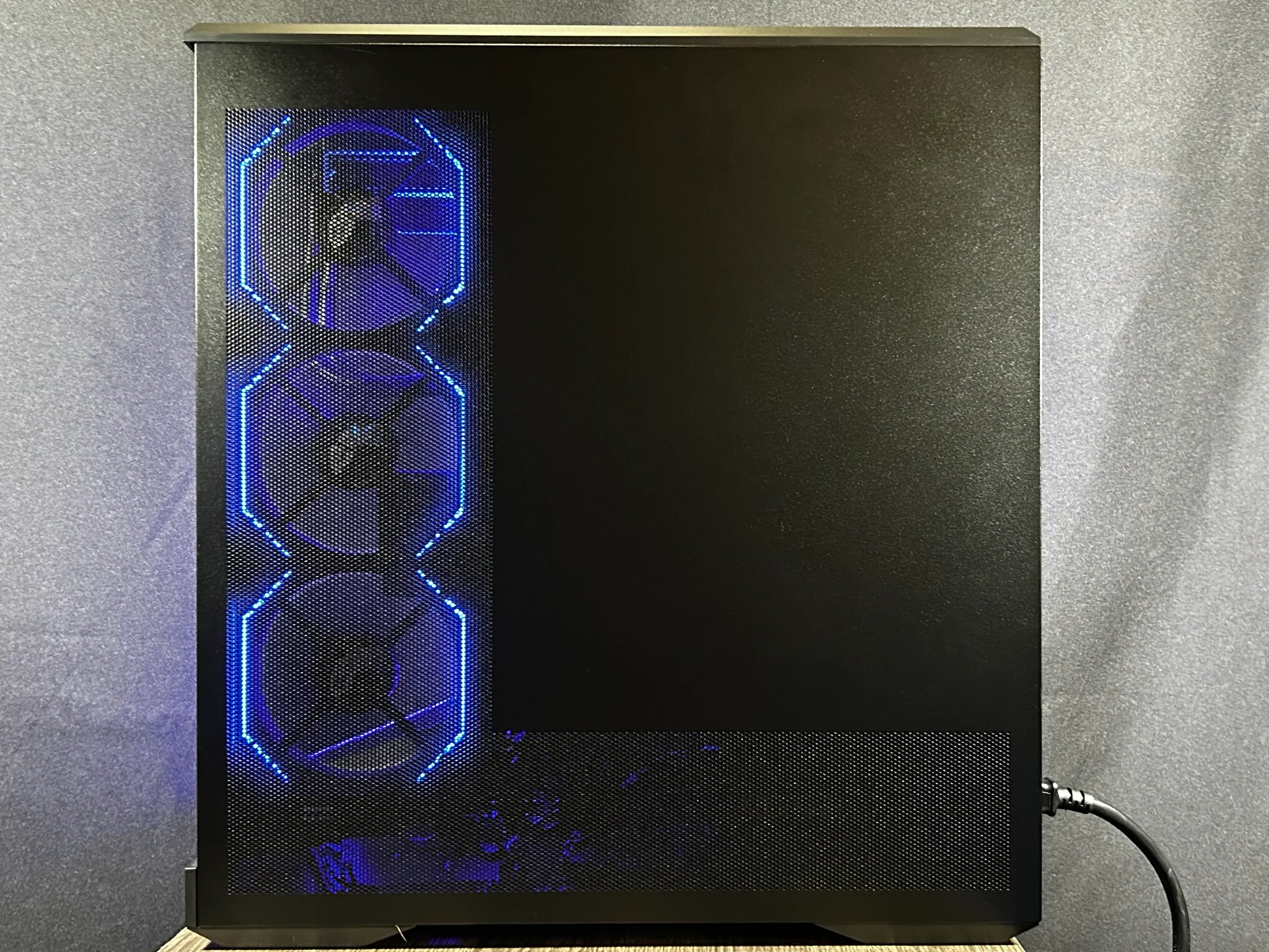 RTX 4090 | Ryzen 7 7800X3D | Ultimate Streaming and Gaming PC