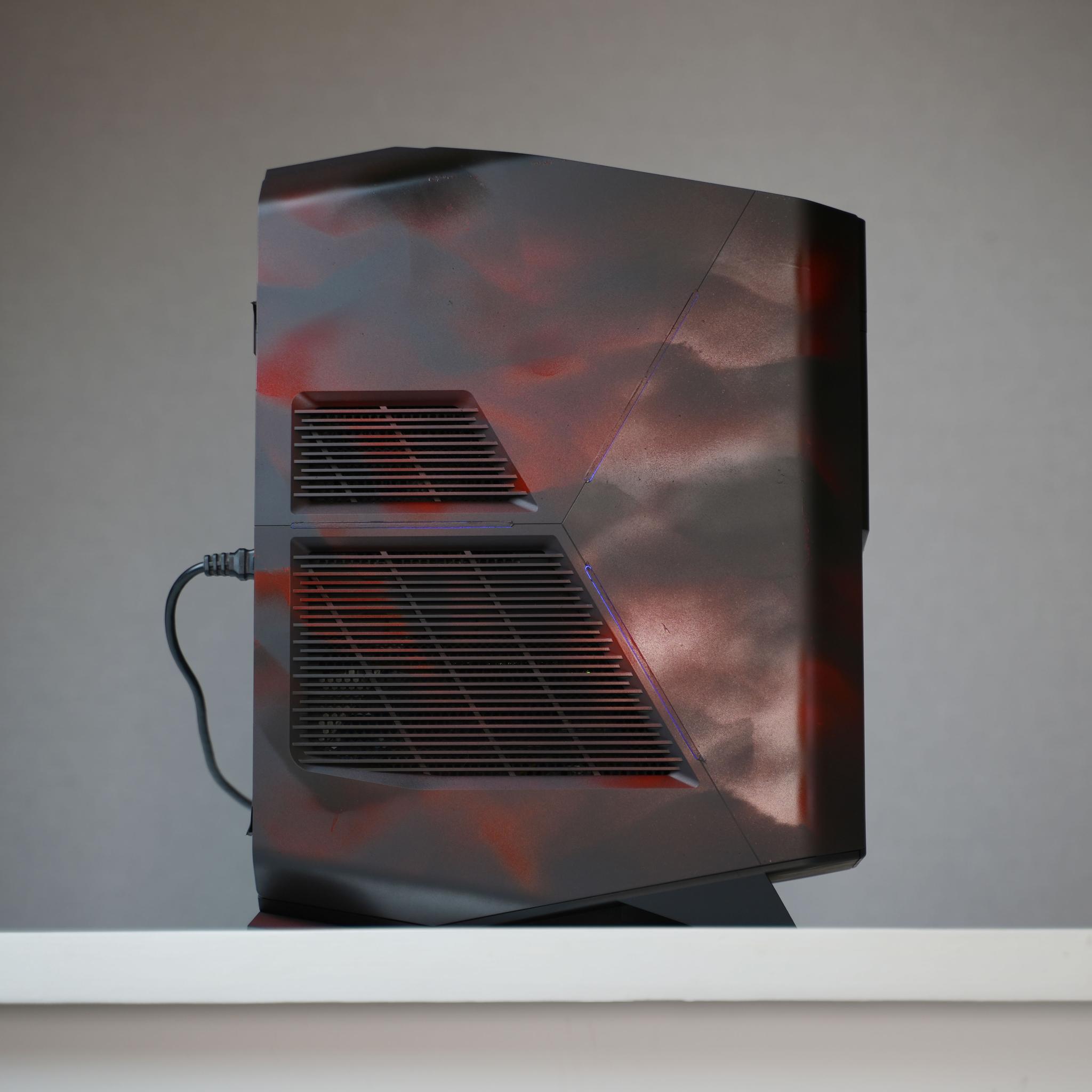 “ALIENS2FORM” GTX 1080 Ti Intel Core i7 7700 16GB 1TB Windows 11 Gaming PC Powerhouse