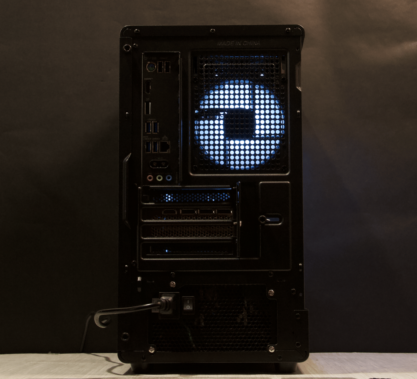 RTX 3080, Ryzen 7 3700X, 32GB DDR4, 1TB NVMe SSD, WiFi - Liquid Cooled Gaming PC