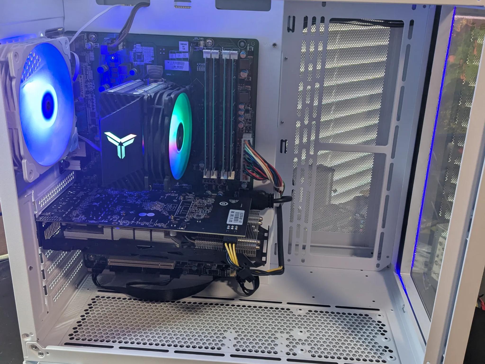 100 FPS Fortnite | 180 Day Warranty | i5-4590 , 16GB RAM, 480GB SSD, RX 470 8GB, RGB, Wifi, Win10