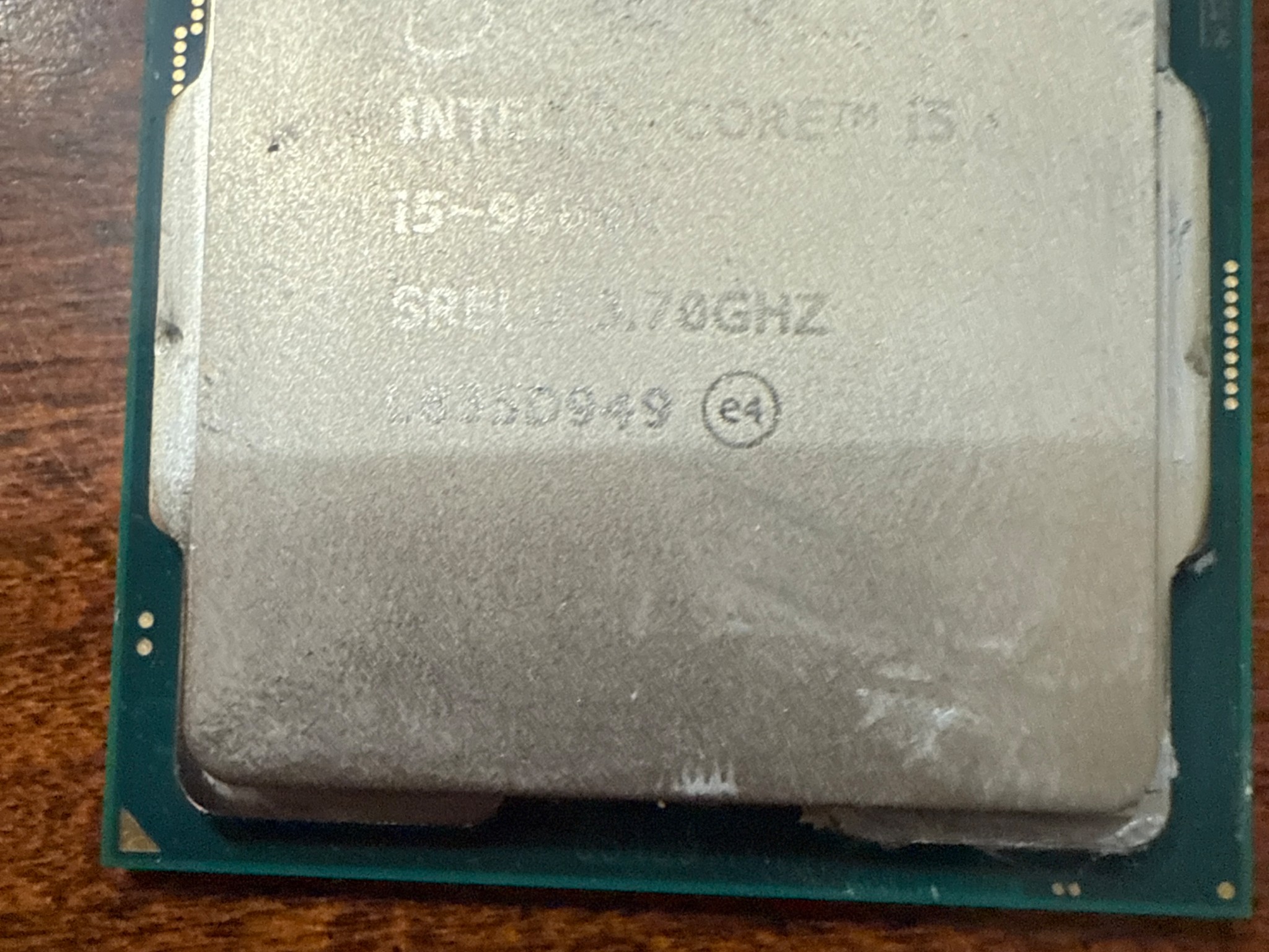 Intel i5-9600k