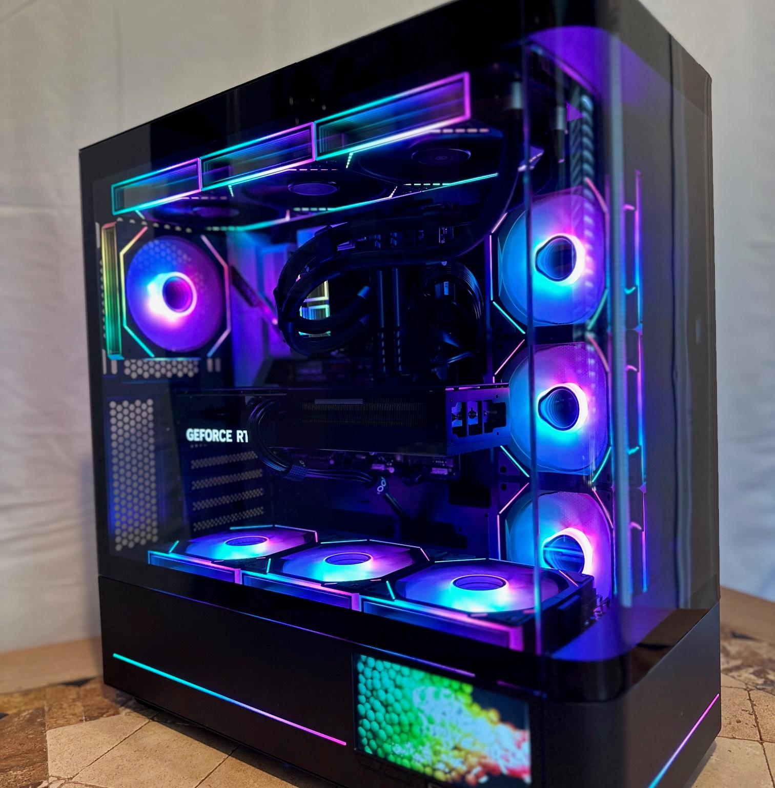 I9-12900K & RTX 5070 12GB / Mid Tower Gaming PC - 5.5" Integrated LCD