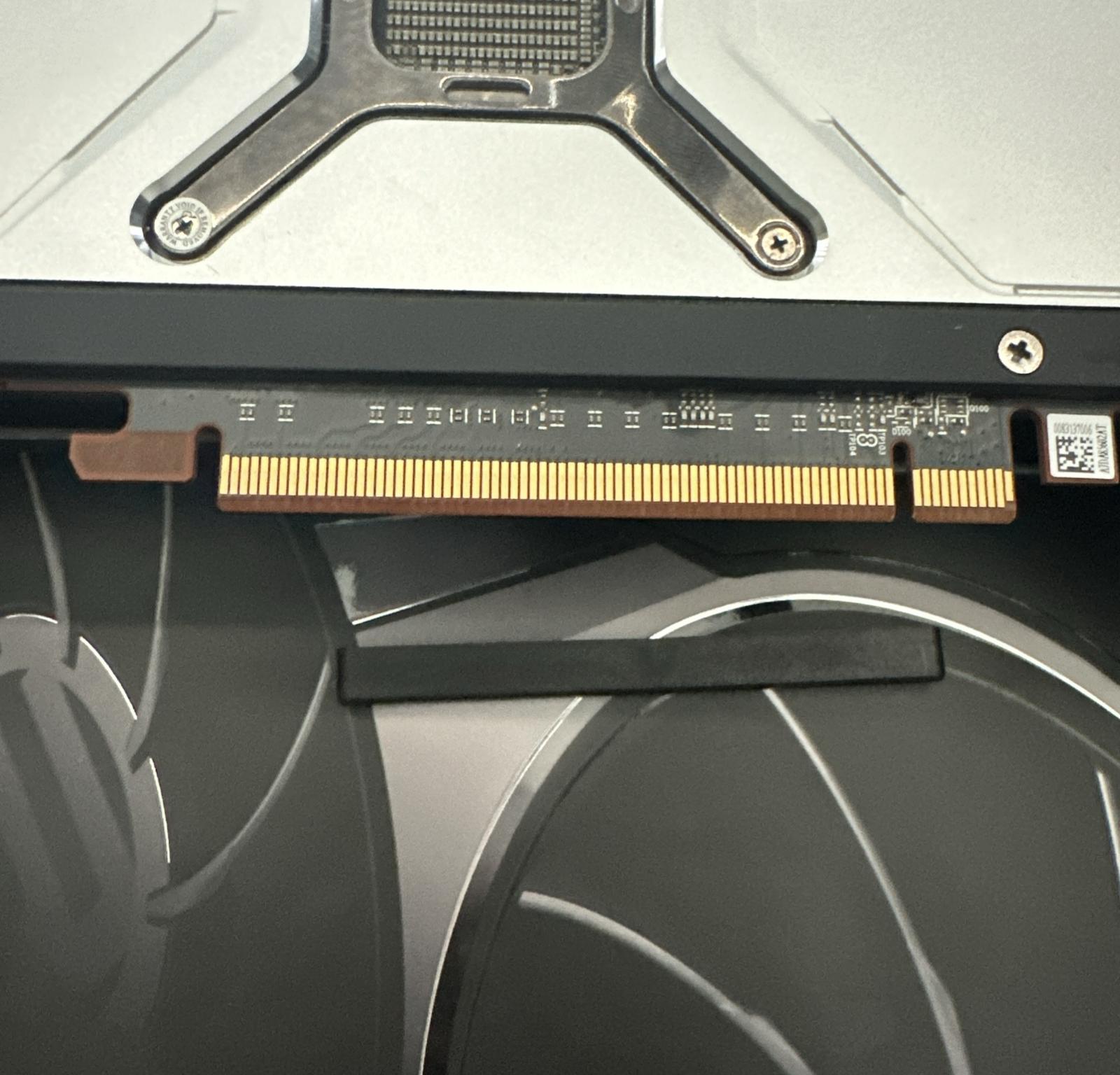 AMD Radeon RX 6800XT Reference Edition 16GB Discount!