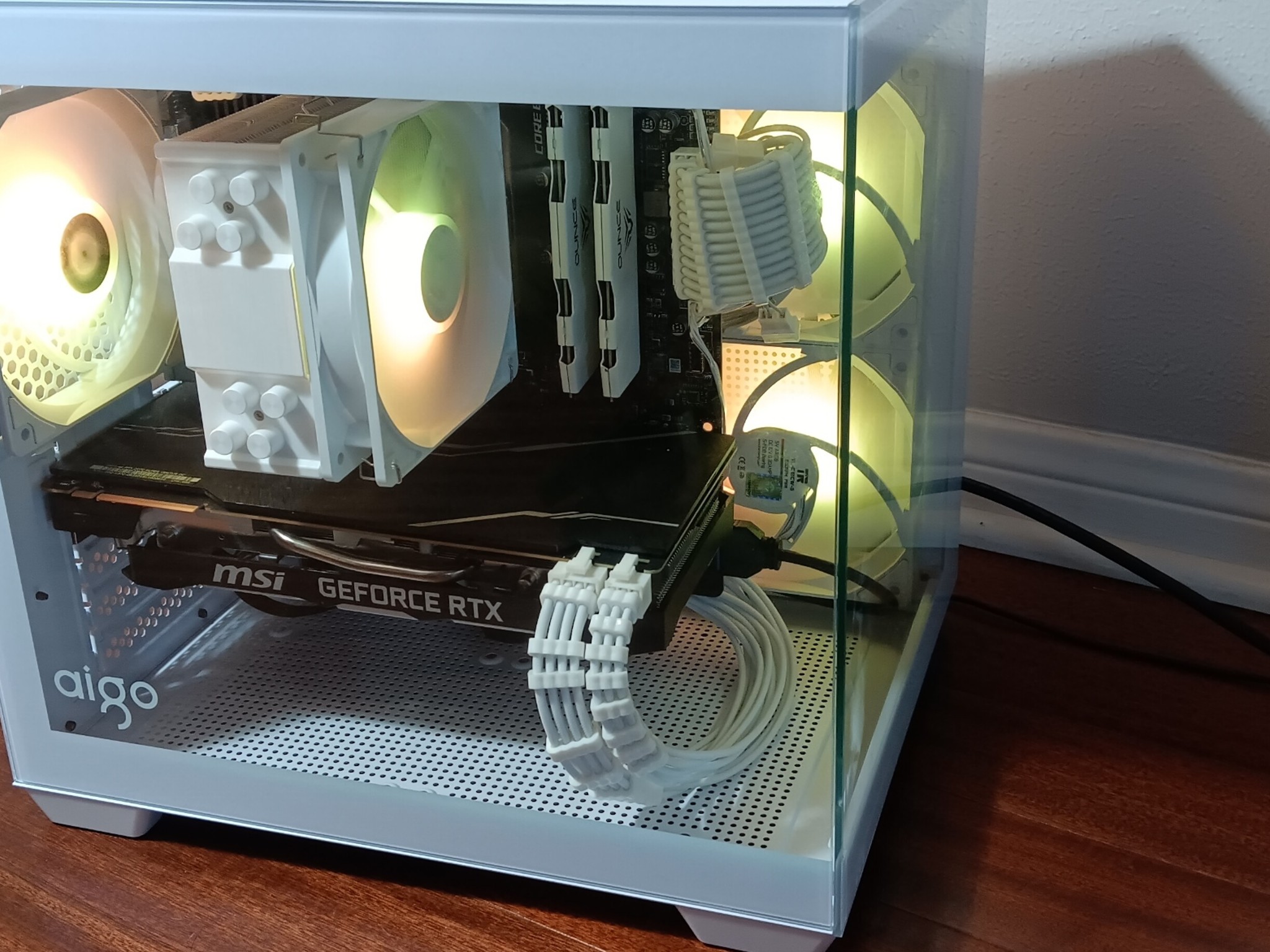 Amazing 1080p/1440p White RTX Gamer PC! | RTX 2070 Super | Ryzen 5 | 32GB DDR4 | 1TB NVMe SSD | Wifi