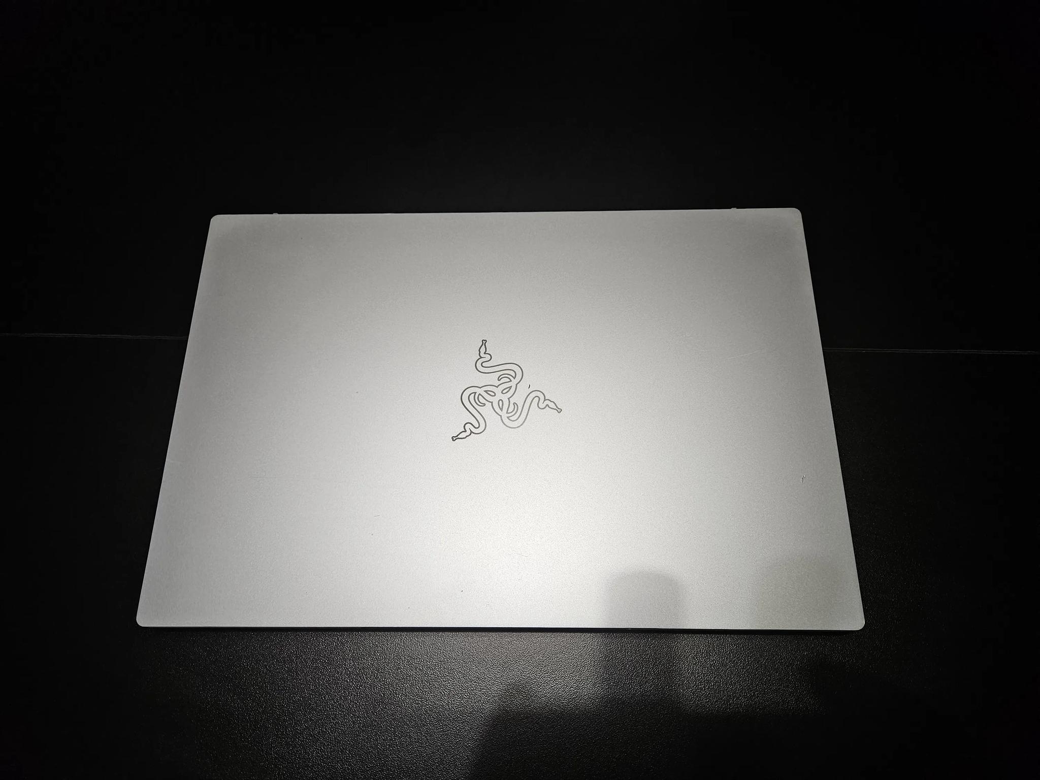 Razer Book 13 UHD+ Touch, Core i7, 16GB RAM, 512GB SSD