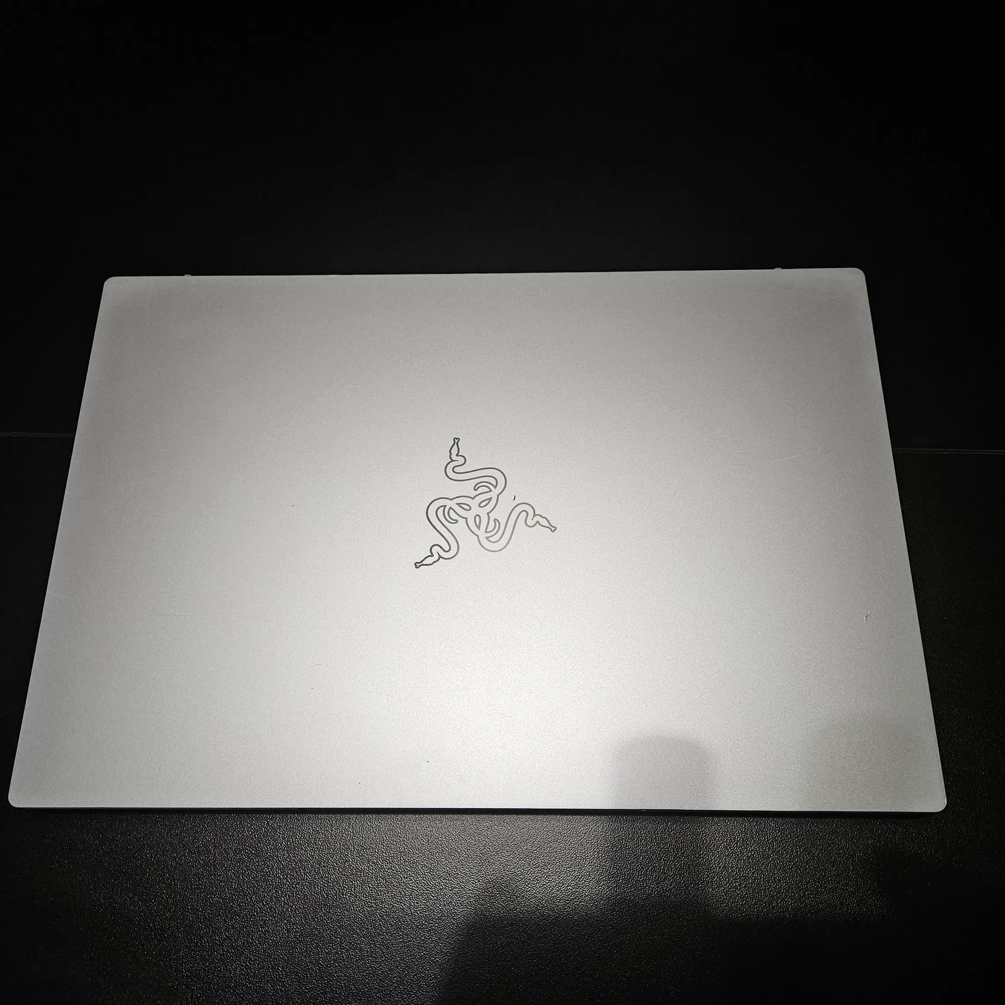 Razer Book 13 UHD+ Touch, Core i7, 16GB RAM, 512GB SSD