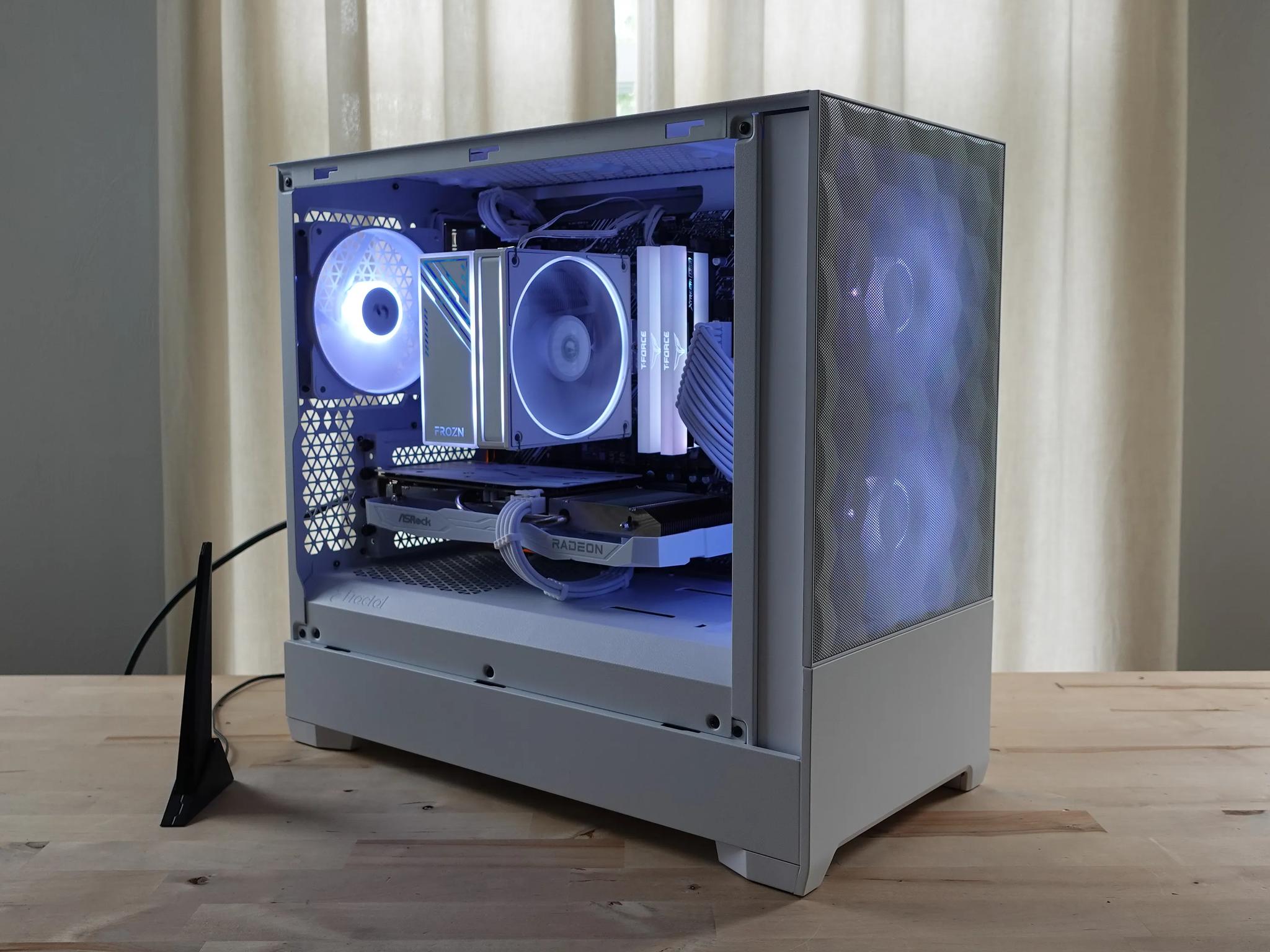 Entry-Level Midrange Gaming PC with AMD Ryzen 5 5600 Radeon RX 6600 1 TB NVMe Windows 11 Home