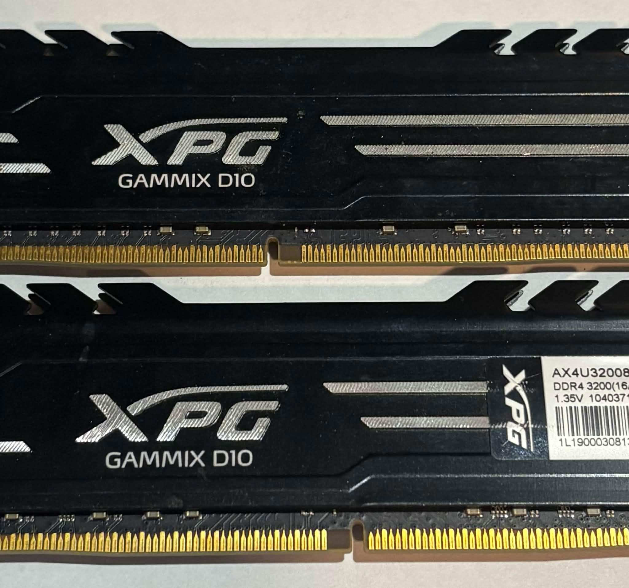 XPG Gammix D10 16GB (2x8GB) DDR4 3200MHz CL16 Gaming Memory Kit | Tested Working