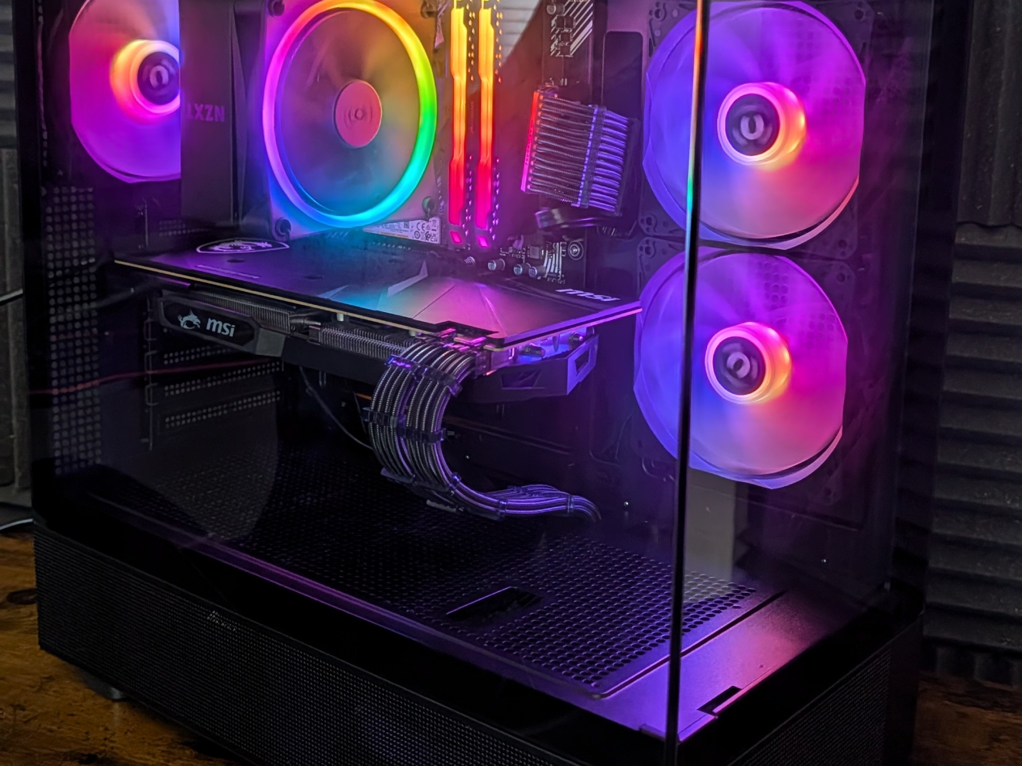 RX 5600 XT Gaming PC – Ryzen 5 5500, 16GB RGB RAM, VR Ready
