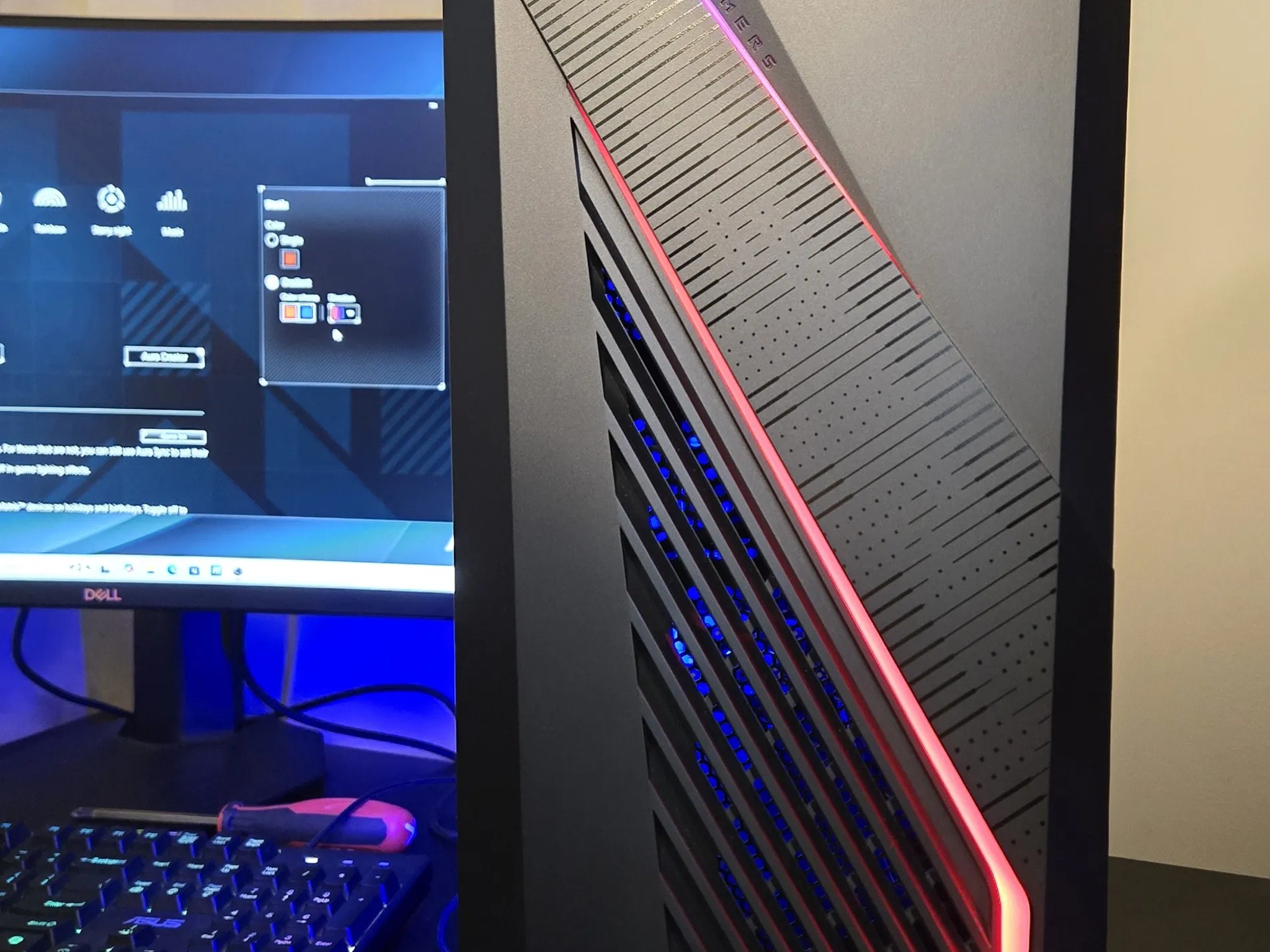 * CYBER SPECIAL* ASUS ROG i7-14700KF 32GB Memory RTX 4070 SUPER 2TB SSD