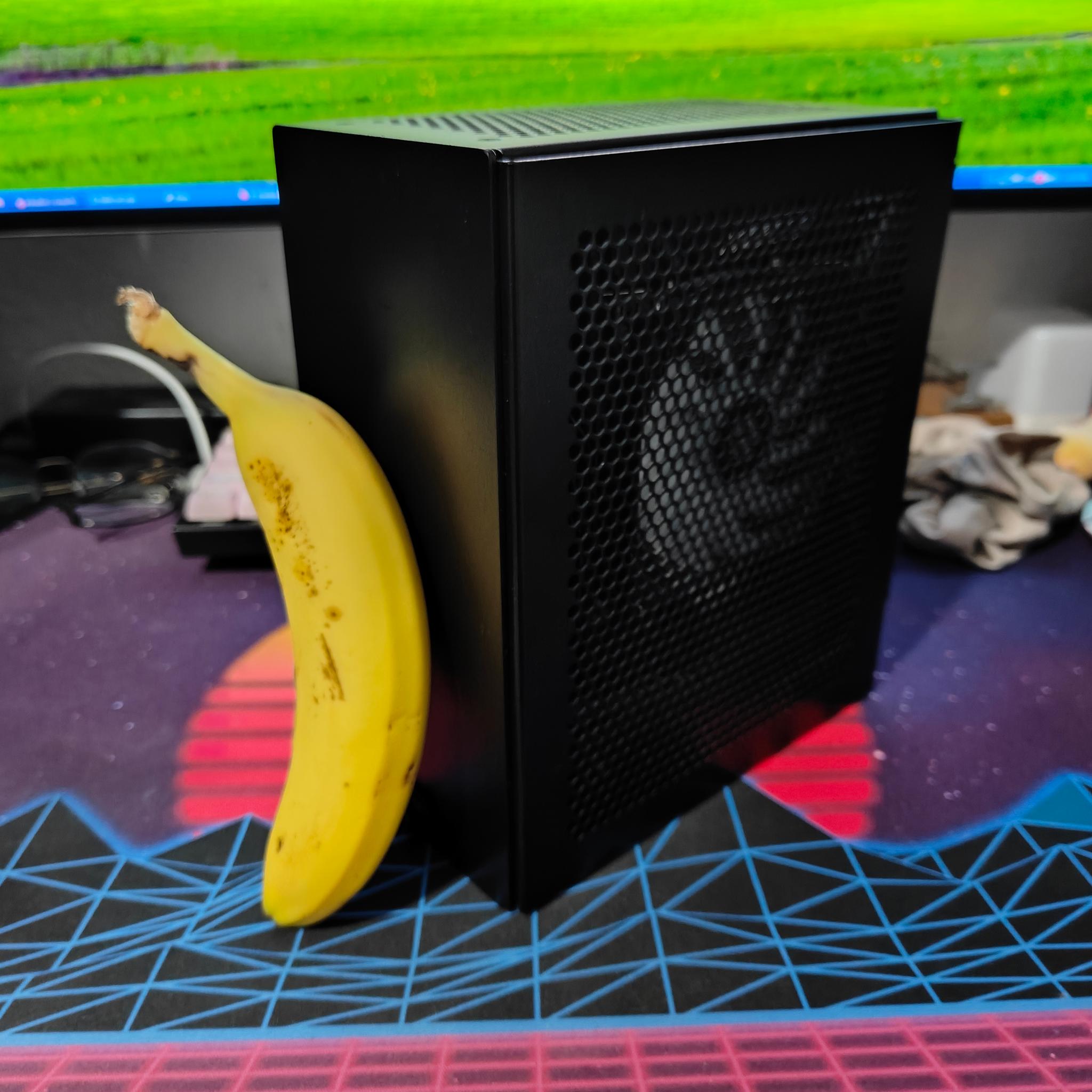 Ultra compact Max Performance Velka 3 ITX Build // R5-9600X + RTX 4070 Sakura