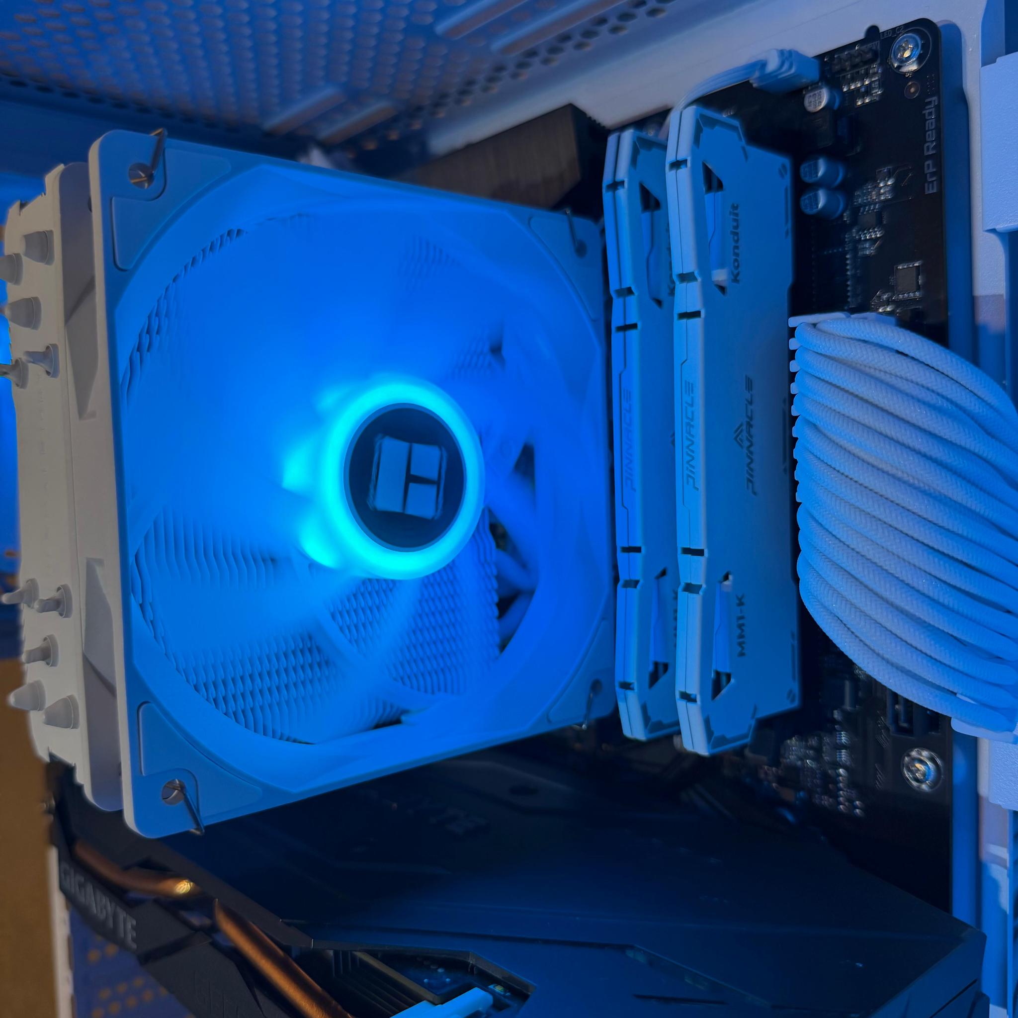 🧊Glacier | Ryzen 5 RTX 2070🧊