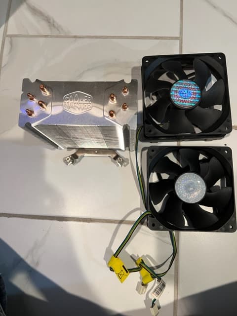 Coolermaster Hyper 212 CPU Cooler Intel/AMD CPU Cooler.