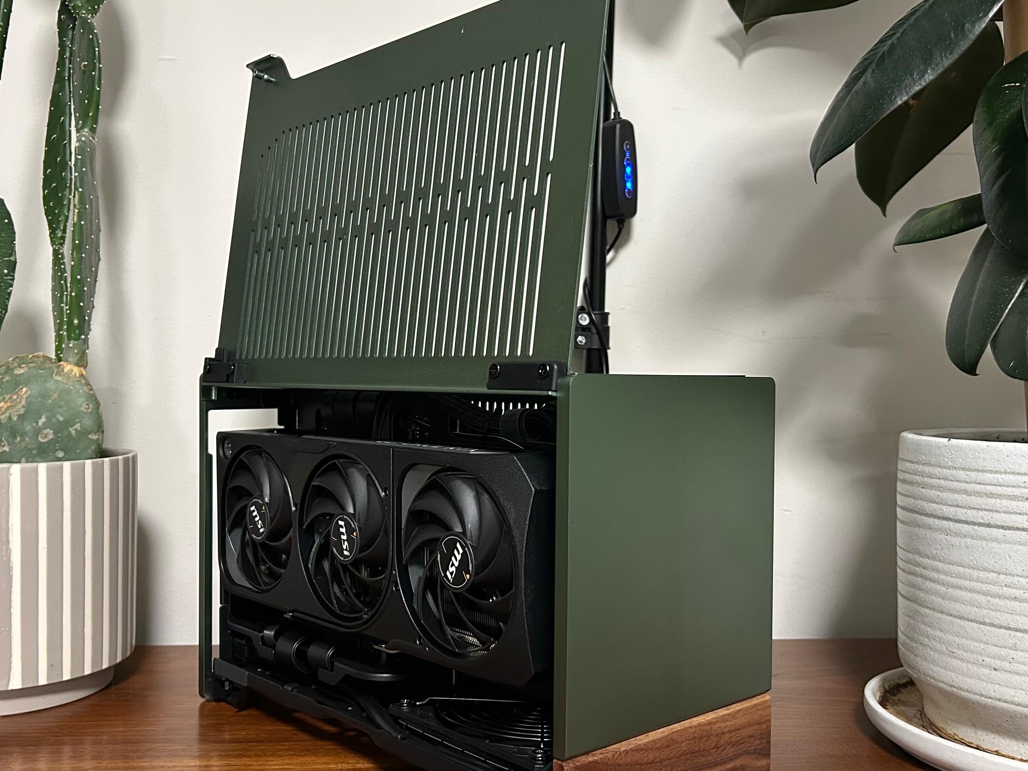 RTX 5070 | Ryzen 5 7600X3D | 32GB DDR5 | 2TB NVMe | Fractal Terra ITX | 750W Platinum