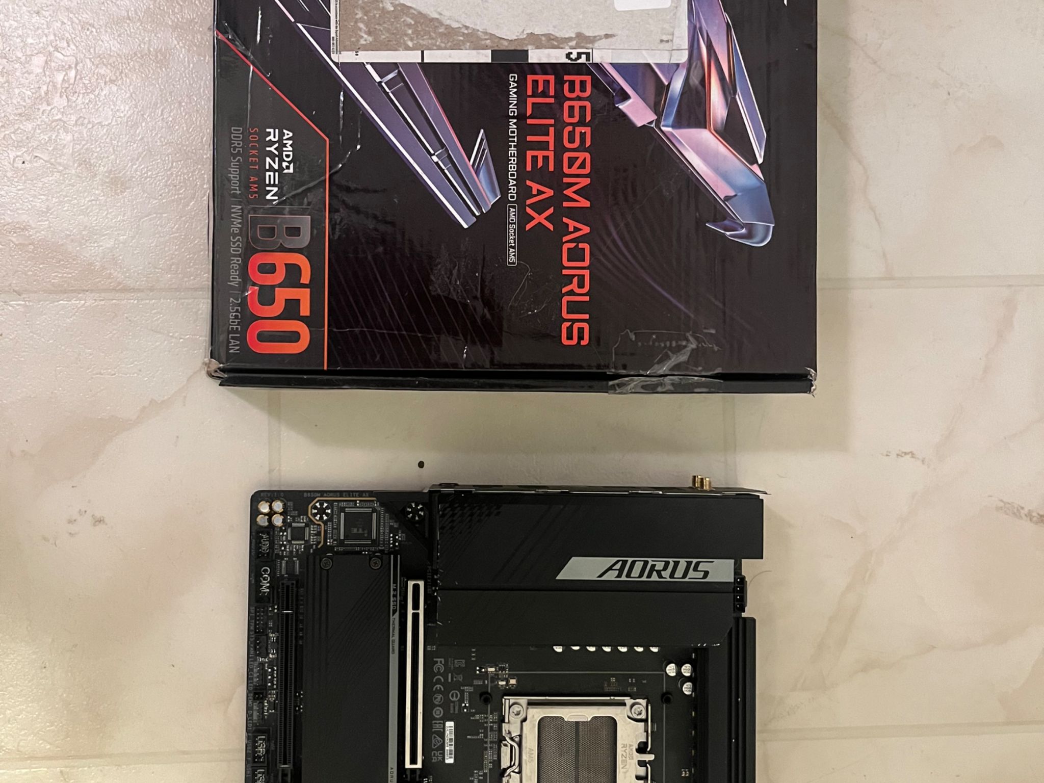 GIGABYTE B650M AORUS Elite AX (AM5/ LGA 1718/Micro-ATX/ DDR5/ 2* M.2/ PCIe 5.0)