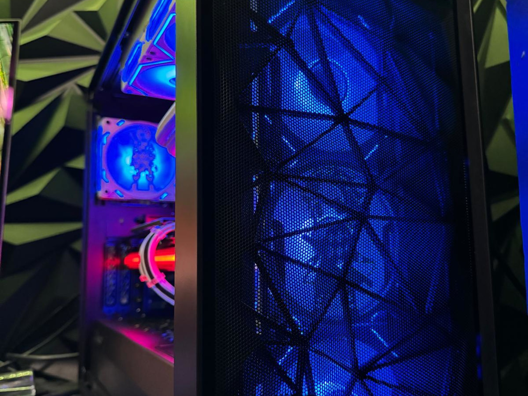 🔥 THE DEMON PLAYER 🔥Ryzen 7 7700X| RX 7800XT| 32 GB DDR5| 4.75 TB NVMe|850W PSU