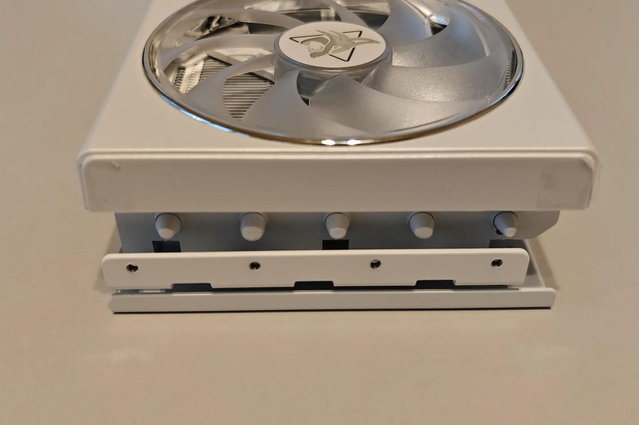 PowerColor Radeon RX 7800 XT HellHound Spectral White 16GB GDDR6