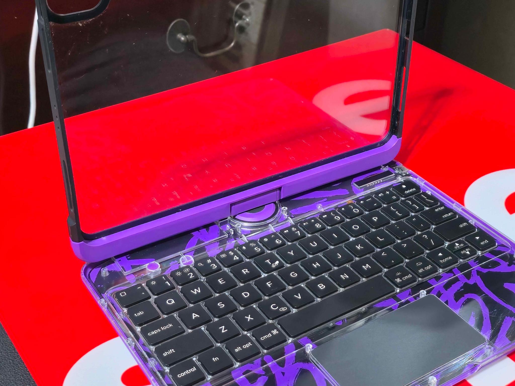 ON SALE! | Tiaota Transparent Case with Keyboard for iPad