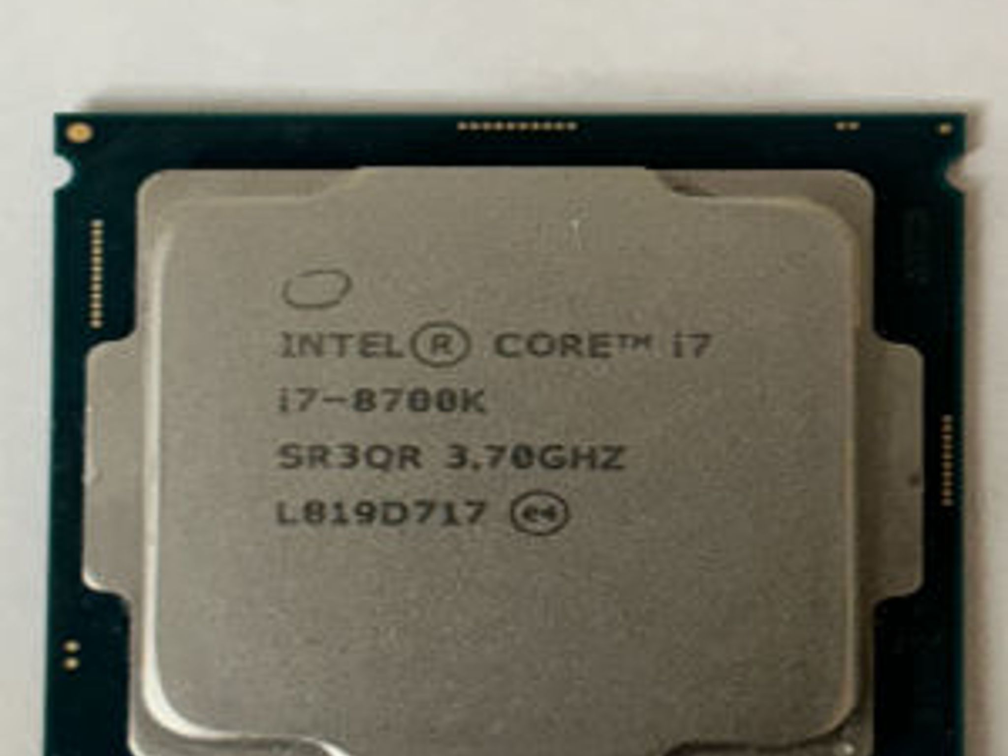 Intel i7 8700K