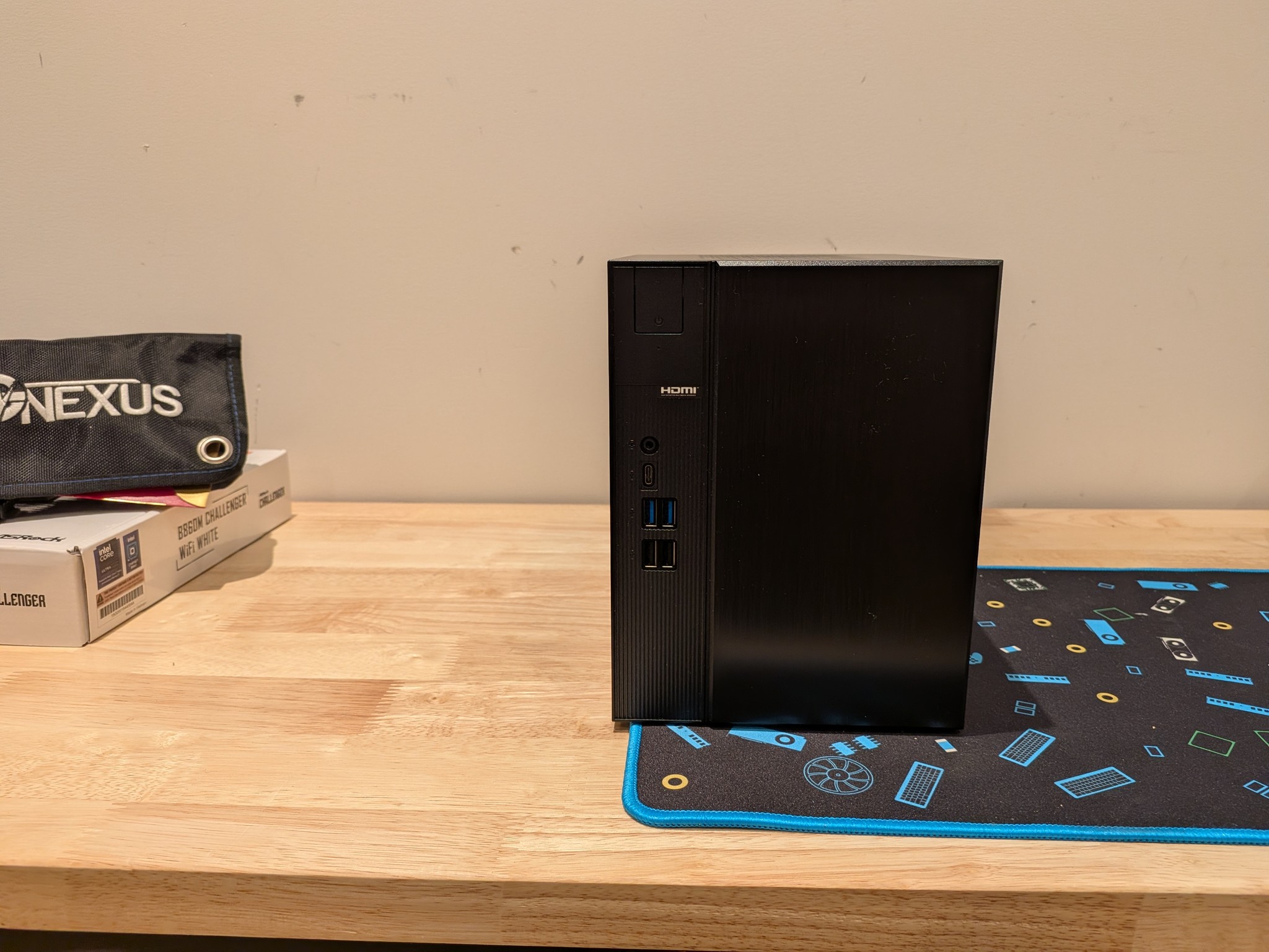 Steam Machine Killer - RX 7600, Ryzen 5 5500, 32 GB DDR4 RAM, 1 TB NVME